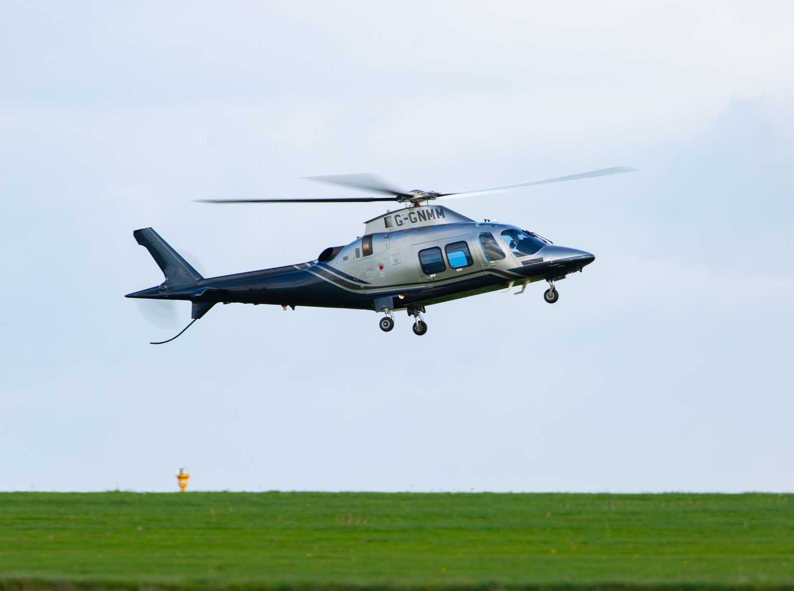 Canon EOS 5D Mark III sample photo. Helicopter taking off, take photography