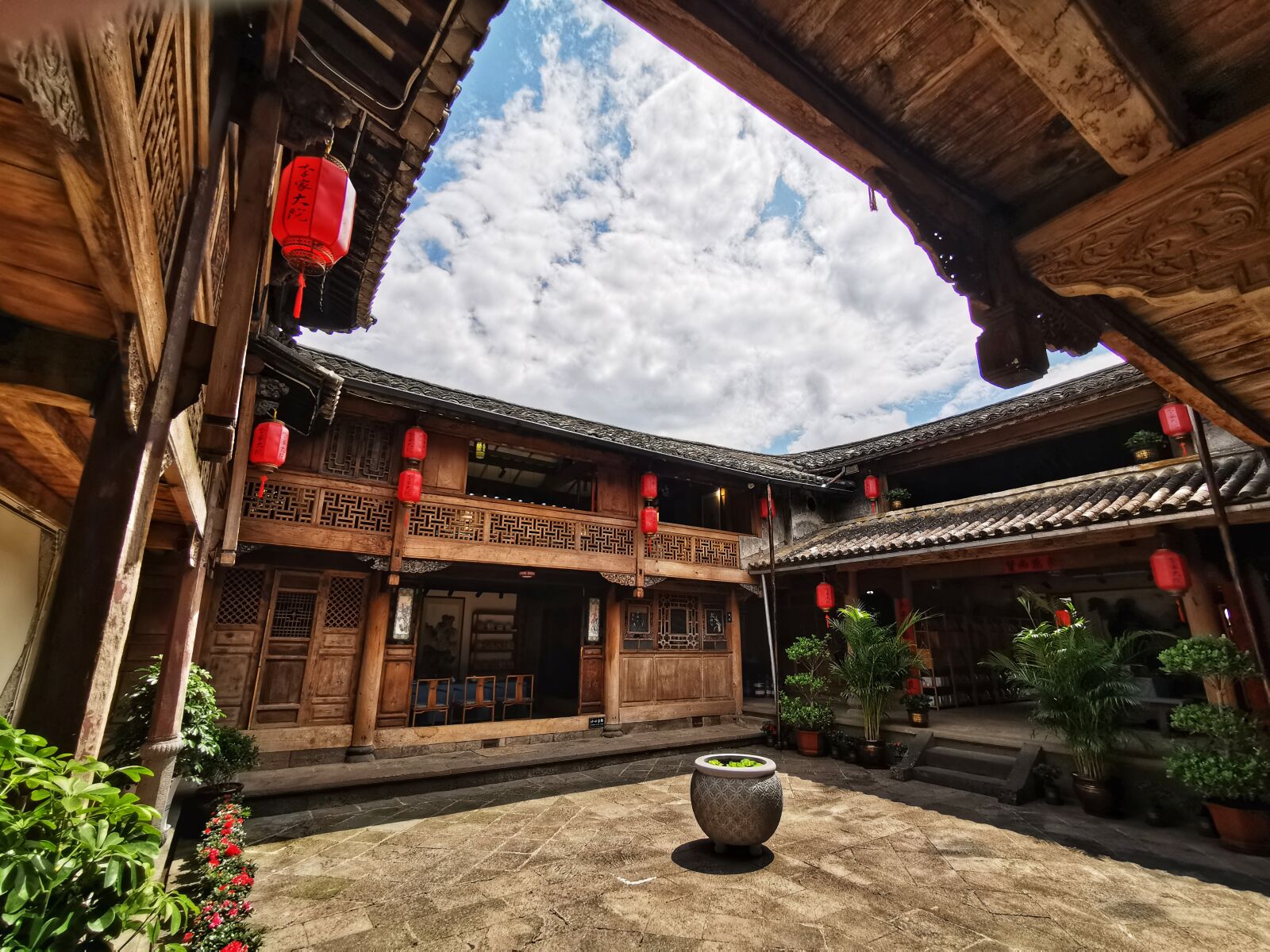 HUAWEI P30 Pro sample photo. Tengchong, china, travel photography
