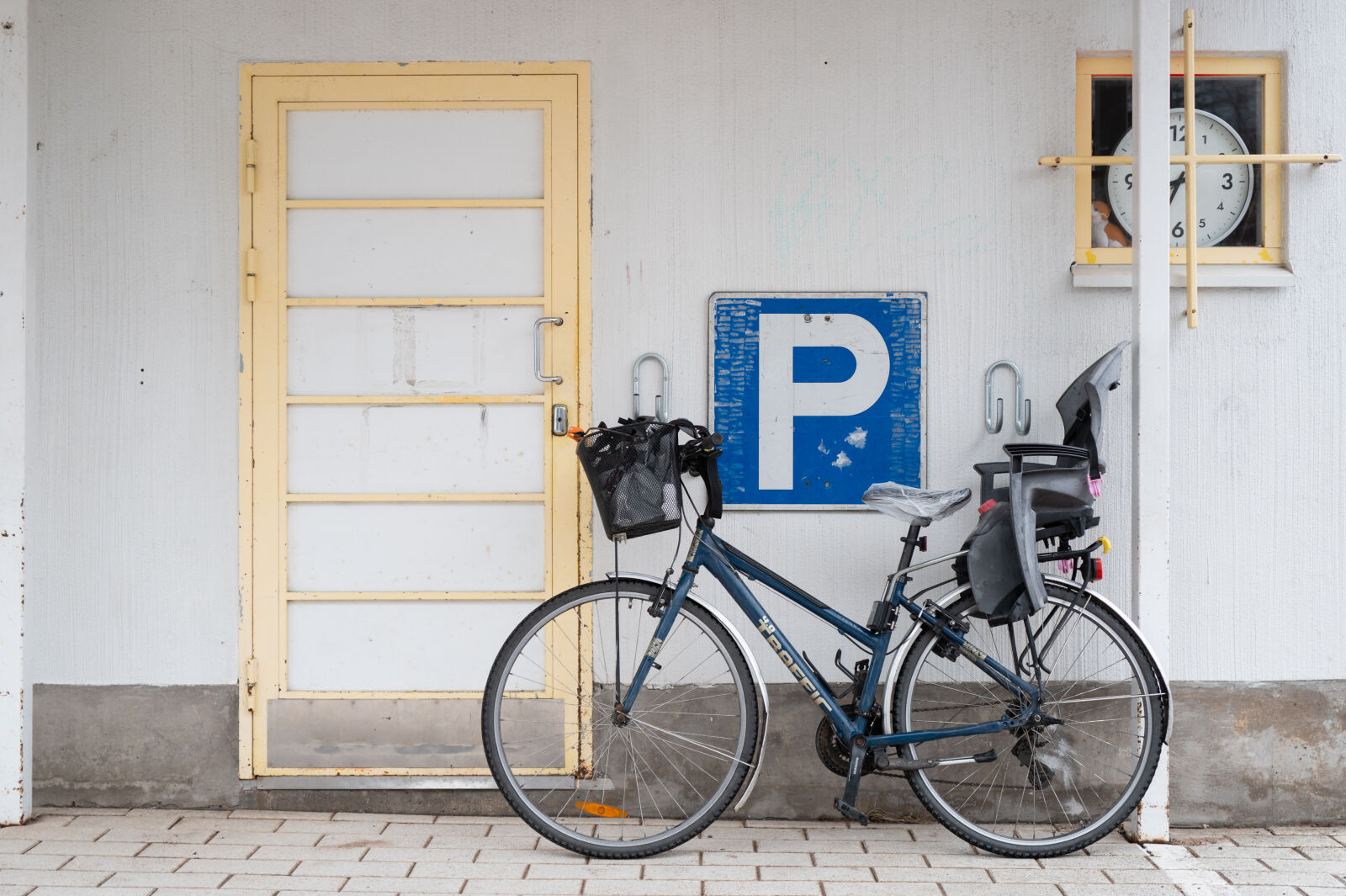 Leica Q3 sample photo. Bicycle parking photography