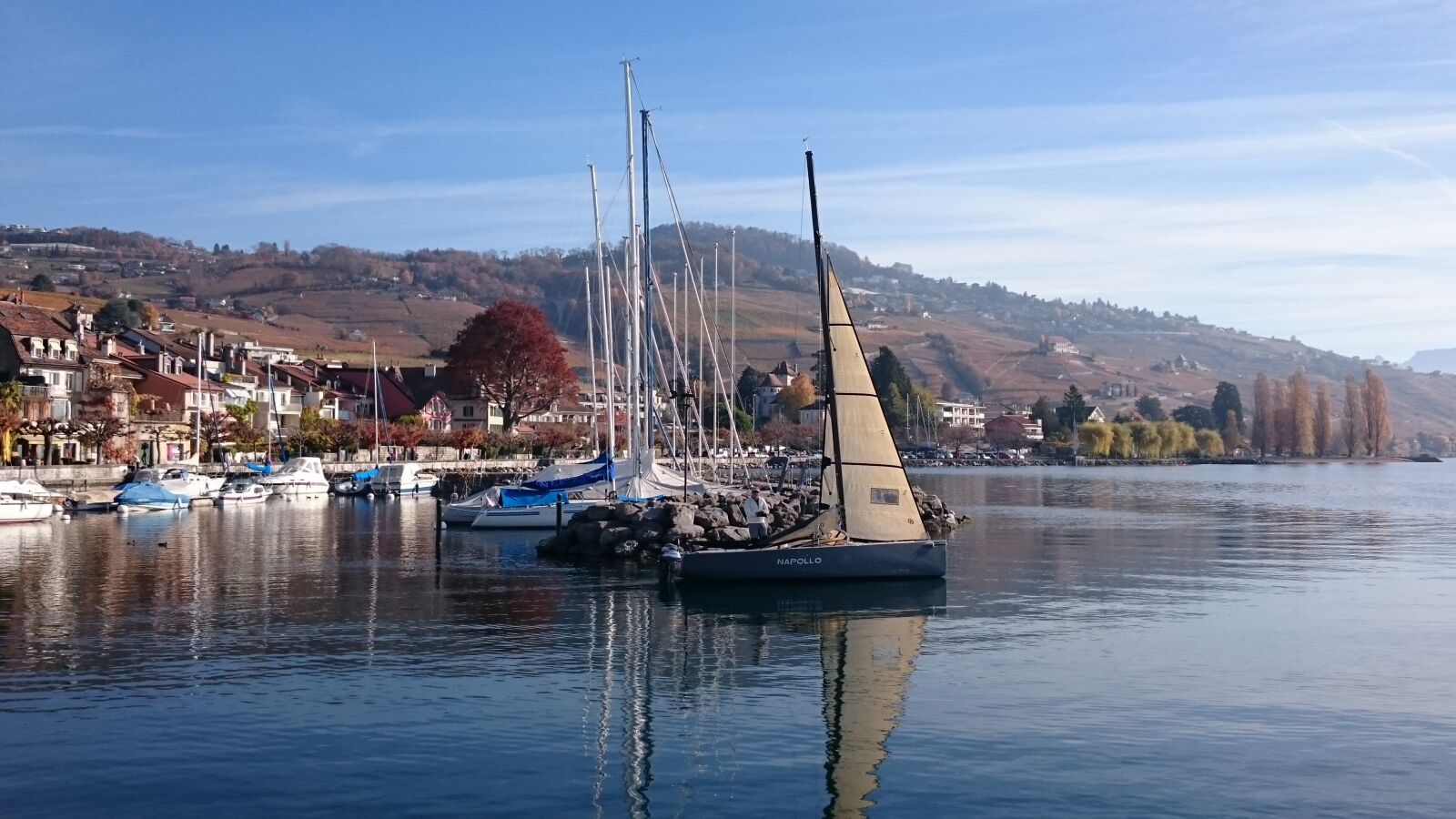 Sony Xperia Z3 sample photo. Lutry, voilie, lake photography