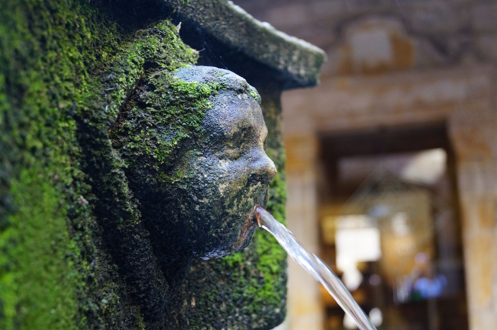 Sony SLT-A57 sample photo. Fountain, barcelona, water photography