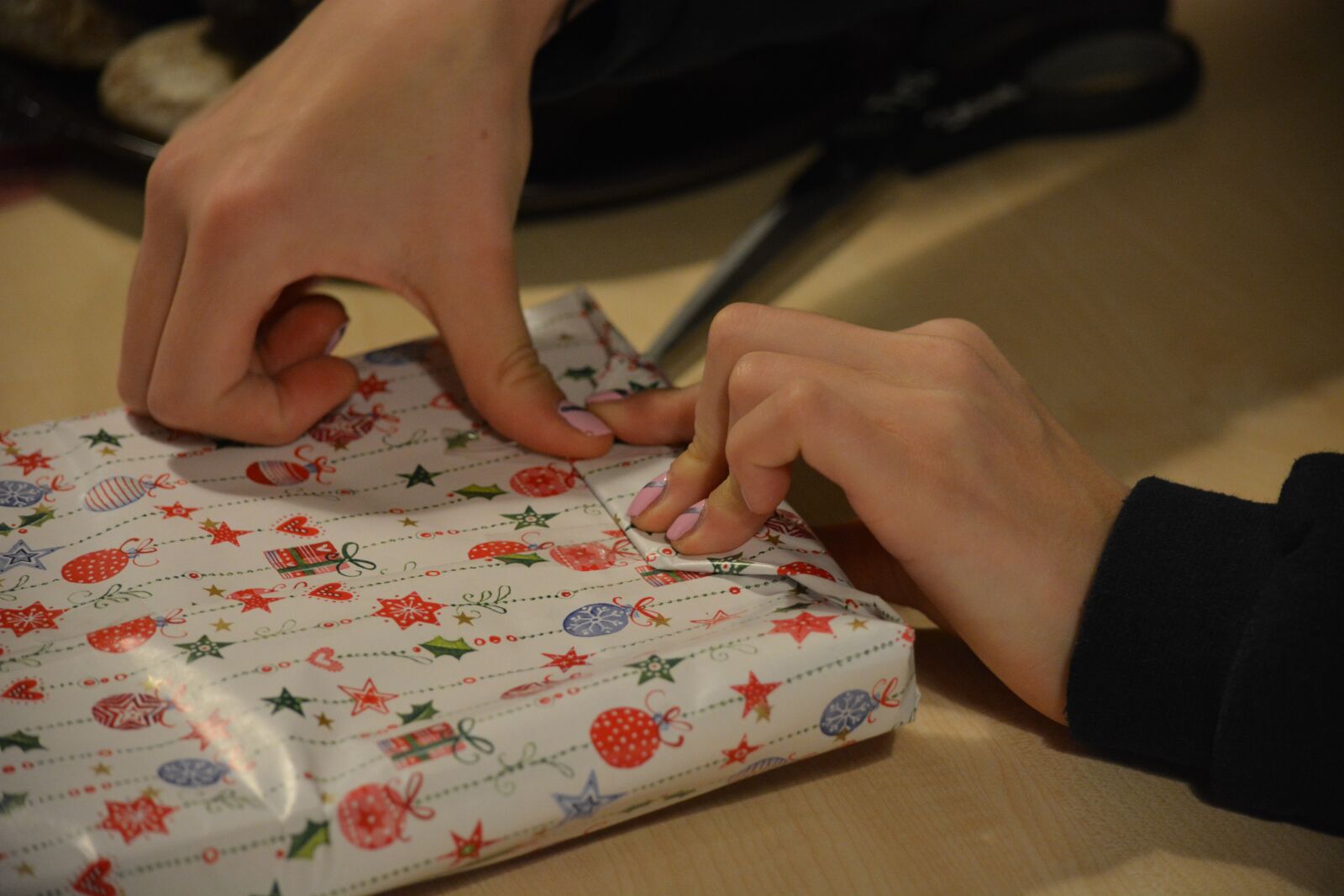 Nikon D7100 sample photo. Emotion, christmas, gift photography