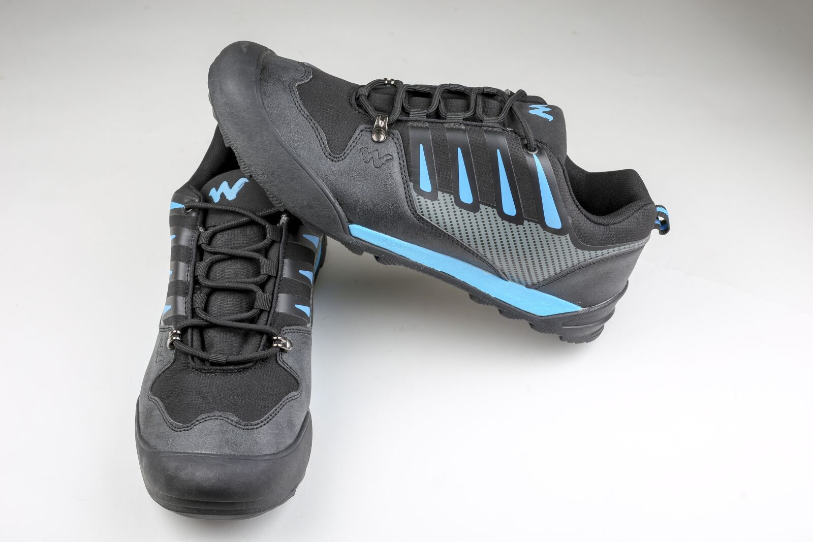 Canon EF 50mm F1.8 STM sample photo. Shoe, footwear, shoes photography