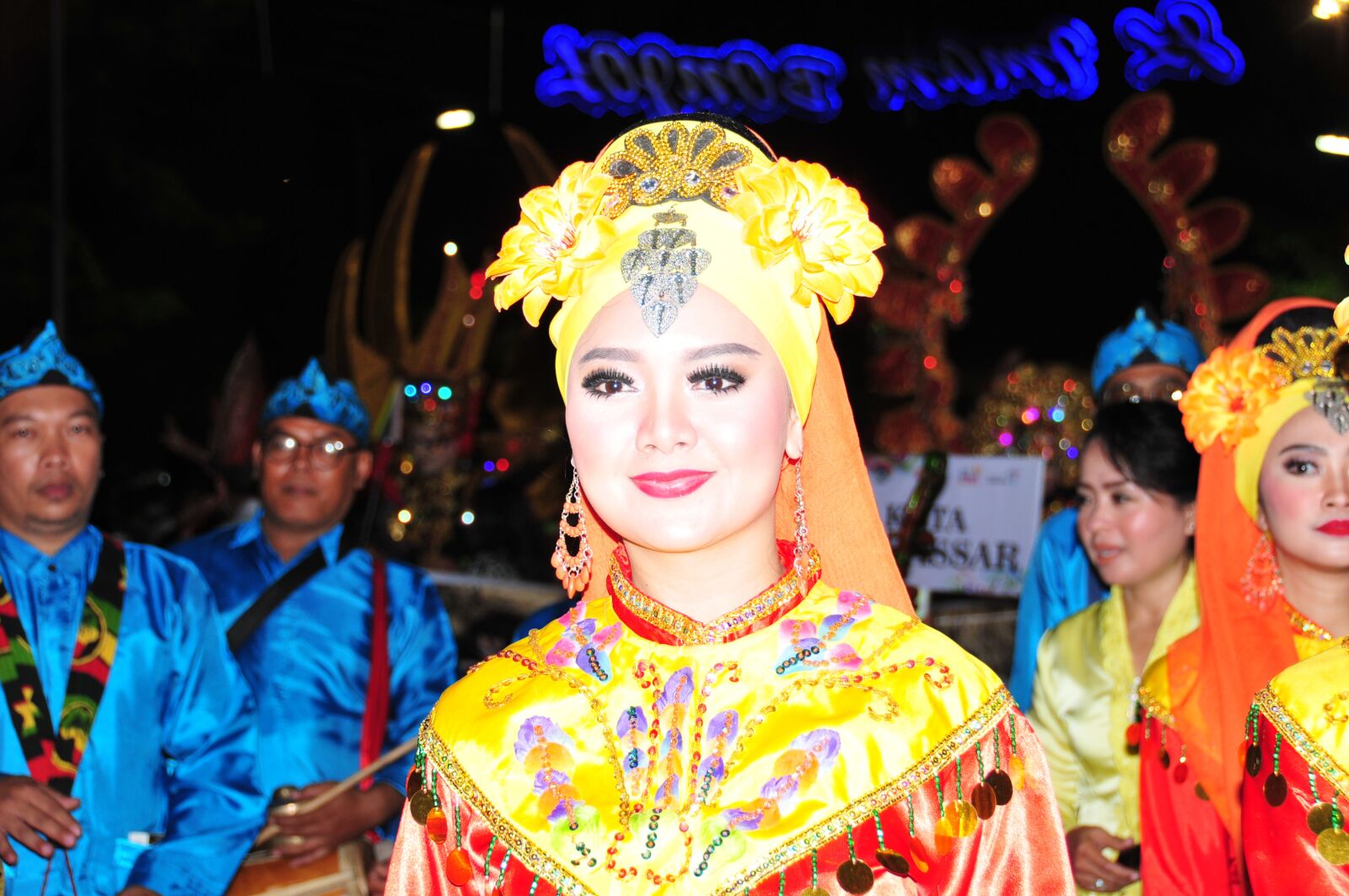 Nikon D300S sample photo. Carnival, girl, indonesian photography