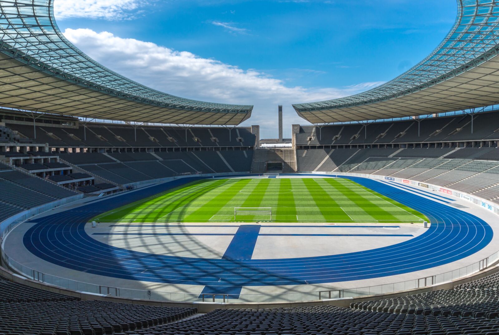 Sony Alpha a5000 (ILCE 5000) sample photo. Stadium, grandstand, sport photography