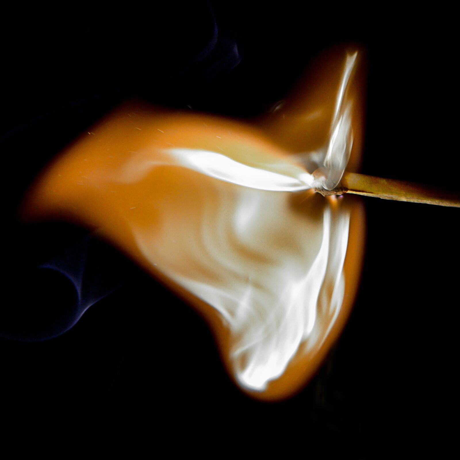 Nikon D500 sample photo. Match, ignition, flame photography