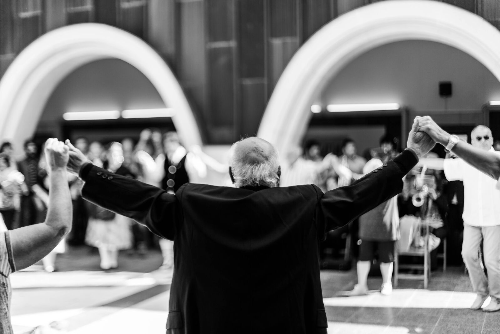 Canon EOS 5D Mark II sample photo. Andorra, cercle, circle, coutumes photography