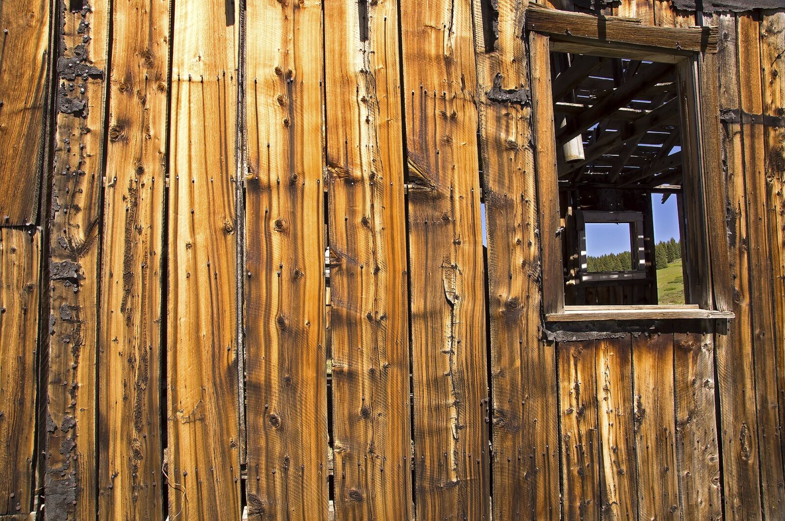 Sony SLT-A55 (SLT-A55V) sample photo. Shack, ghost town, abandoned photography