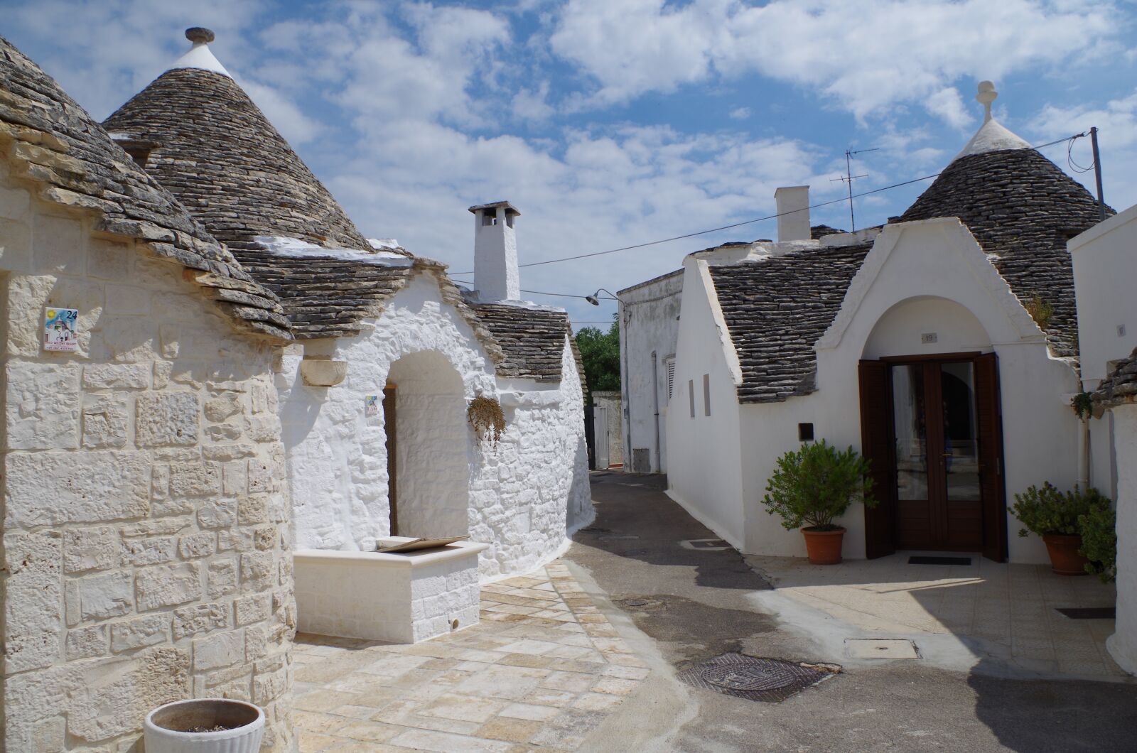 Pentax K-50 sample photo. Alberobello, puglia, trulli photography