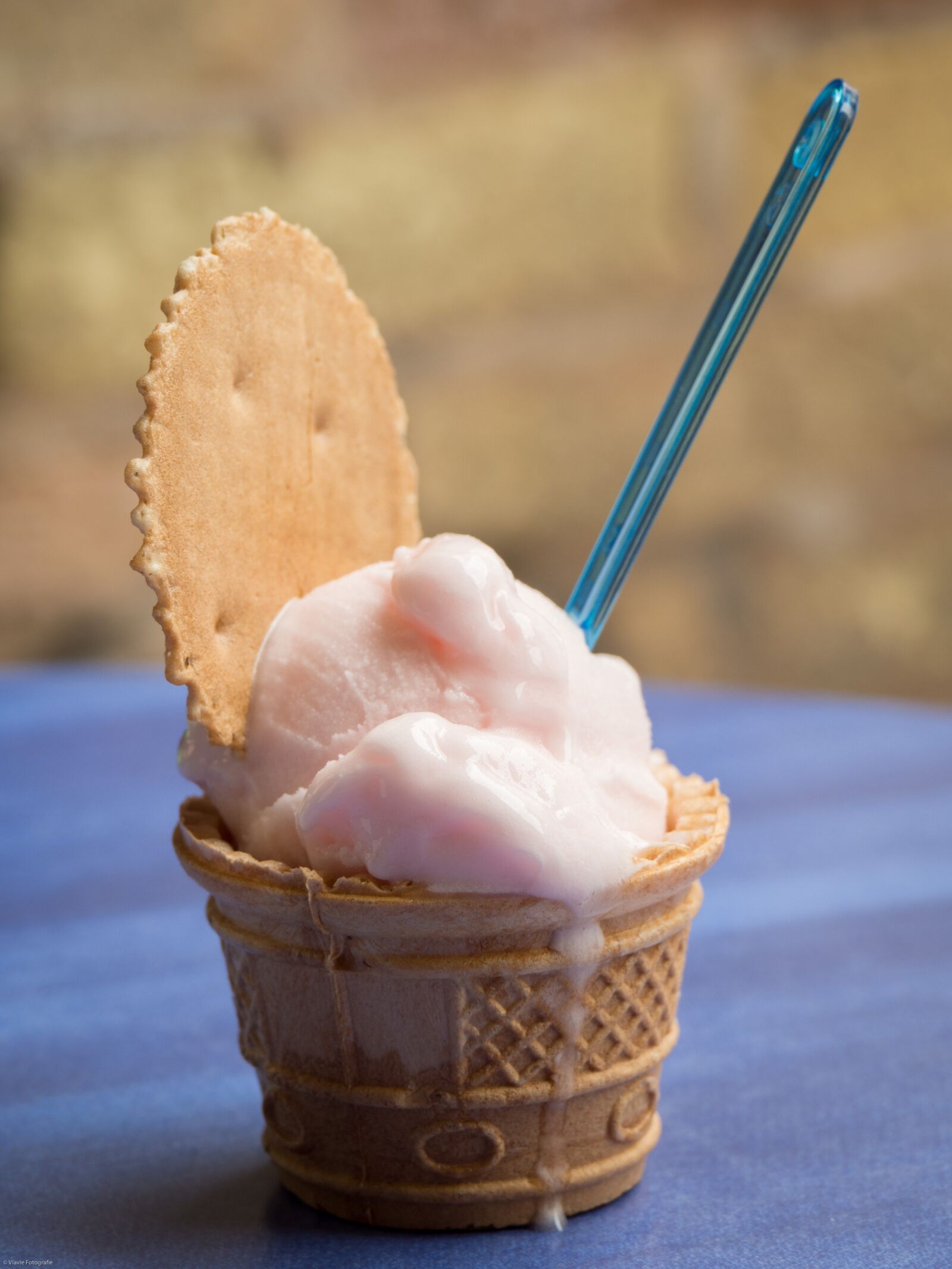 OLYMPUS M.14-150mm F4.0-5.6 II sample photo. Ice, summer, italy photography
