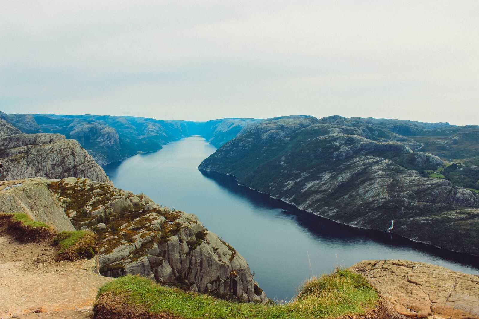 Canon EOS 600D (Rebel EOS T3i / EOS Kiss X5) sample photo. Norway, stavanger, preikestolen photography