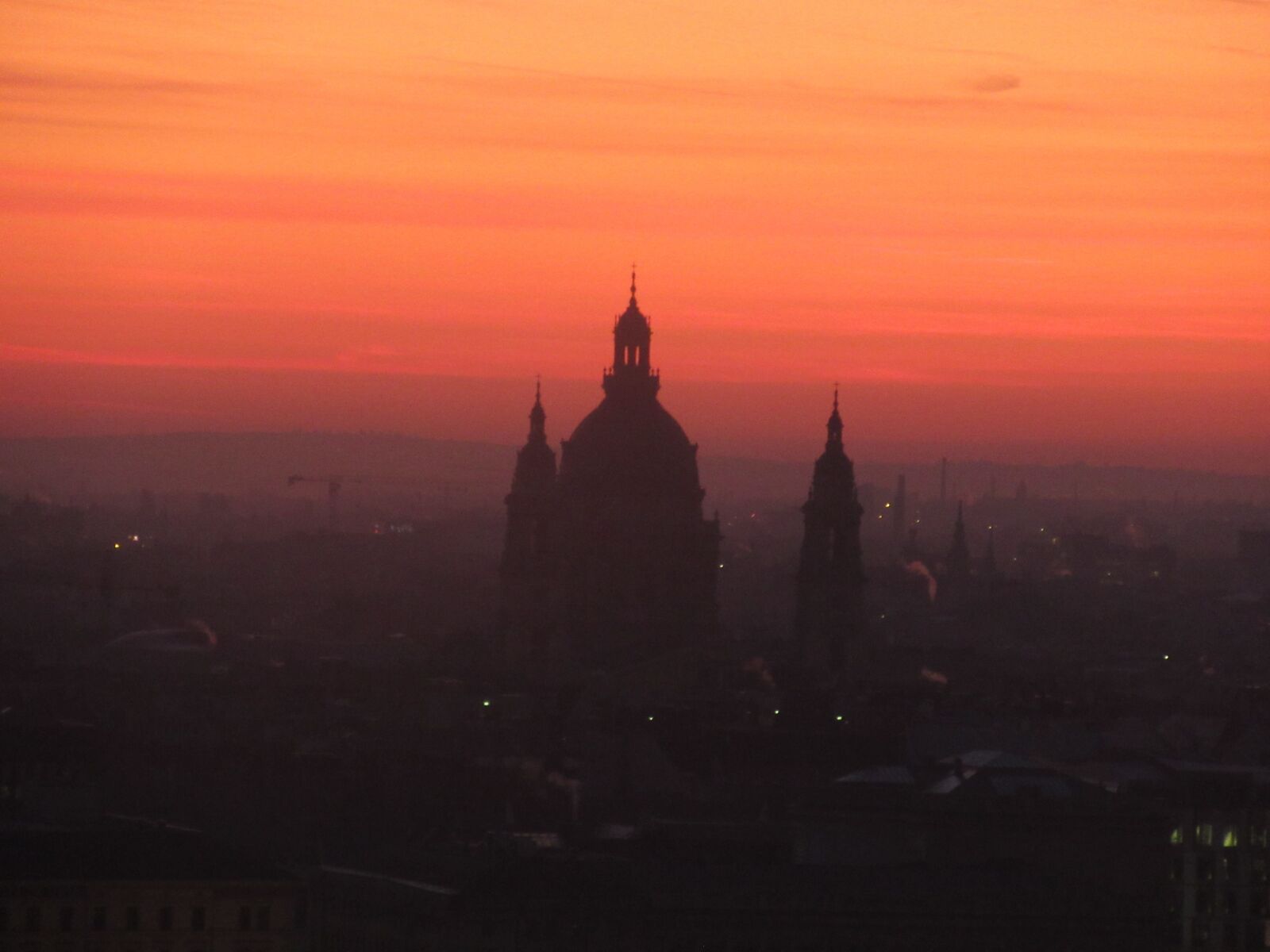 Canon PowerShot SX620 HS sample photo. Budapest, basilica, dawn photography