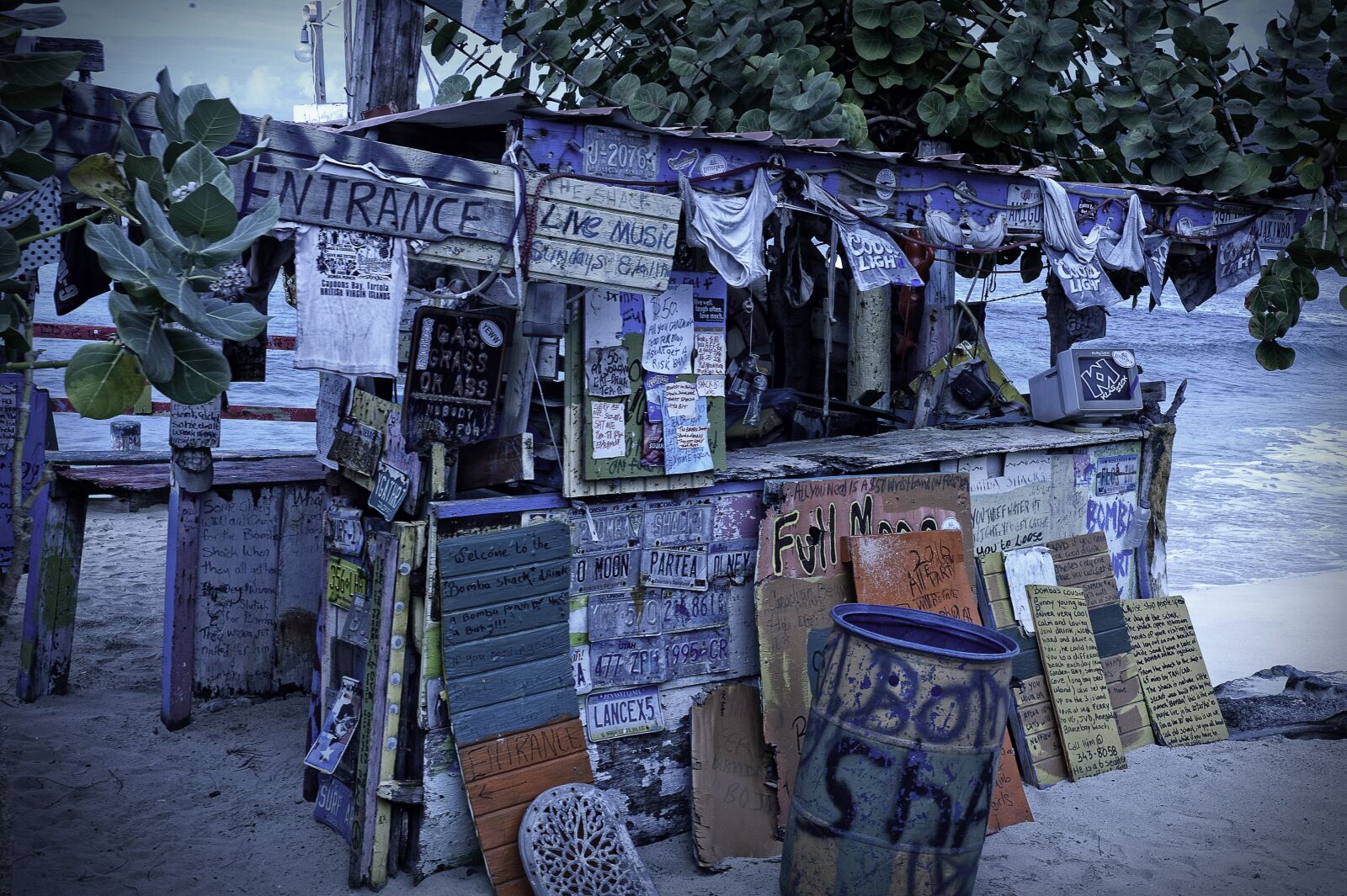 Nikon D700 sample photo. Beach, bar, west photography