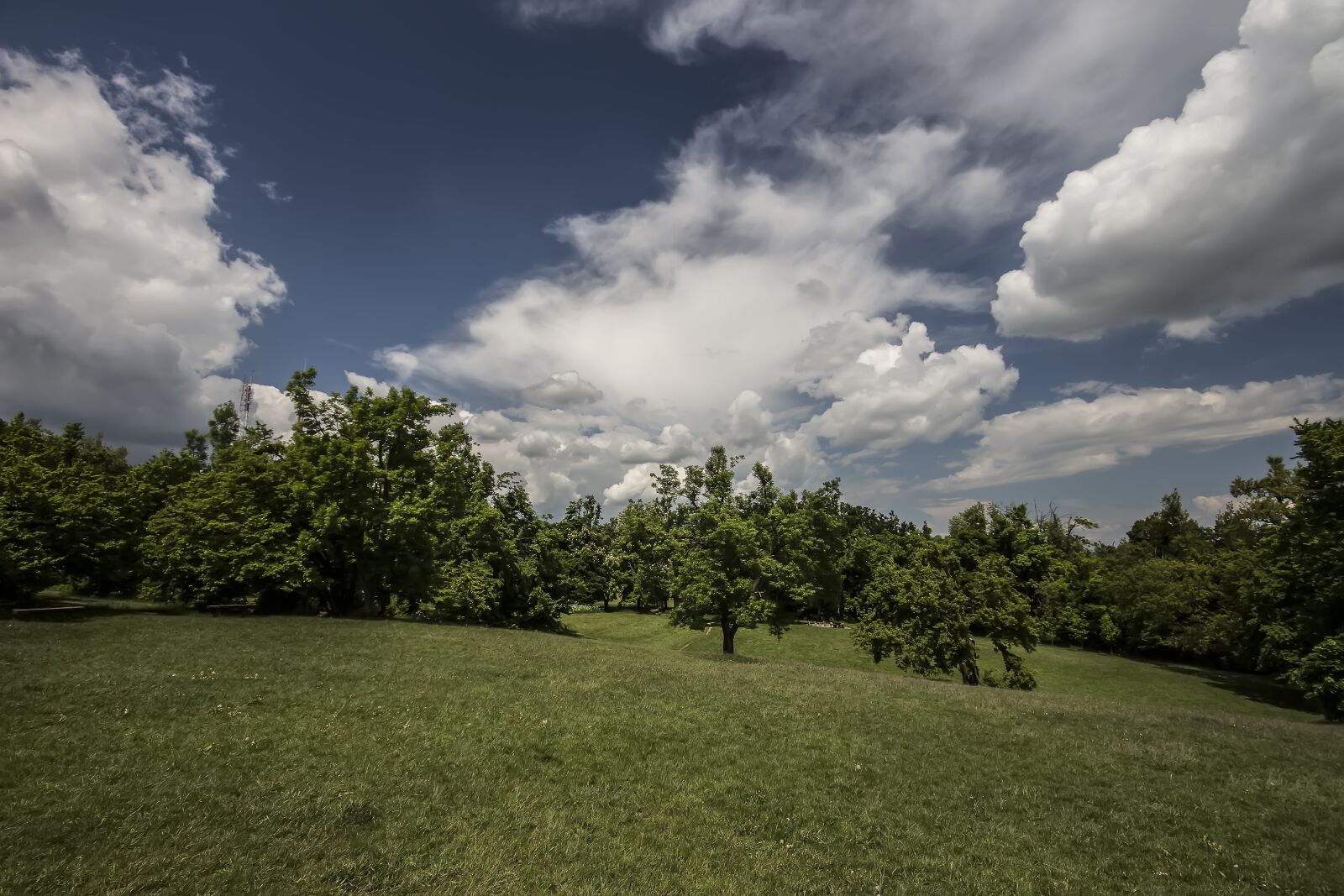 Canon EOS 700D (EOS Rebel T5i / EOS Kiss X7i) sample photo. Budapest, capital, chill photography