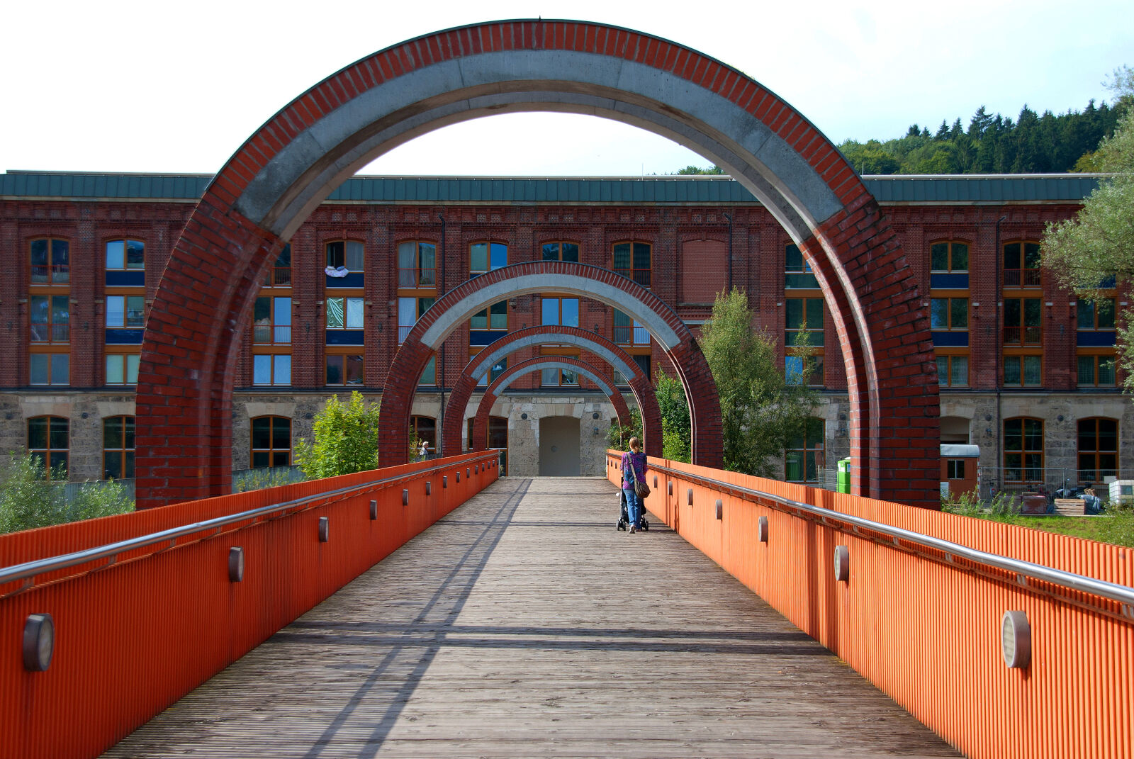 Nikon D40X sample photo. Brigde, rings, theme, layers photography