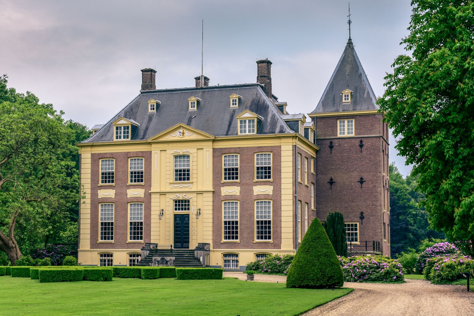 Nikon D7200 sample photo. Castle, garden, building photography