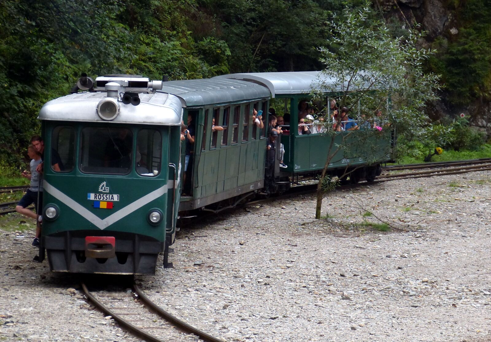 Panasonic Lumix DMC-FZ150 sample photo. Water railway, romania, transylvania photography