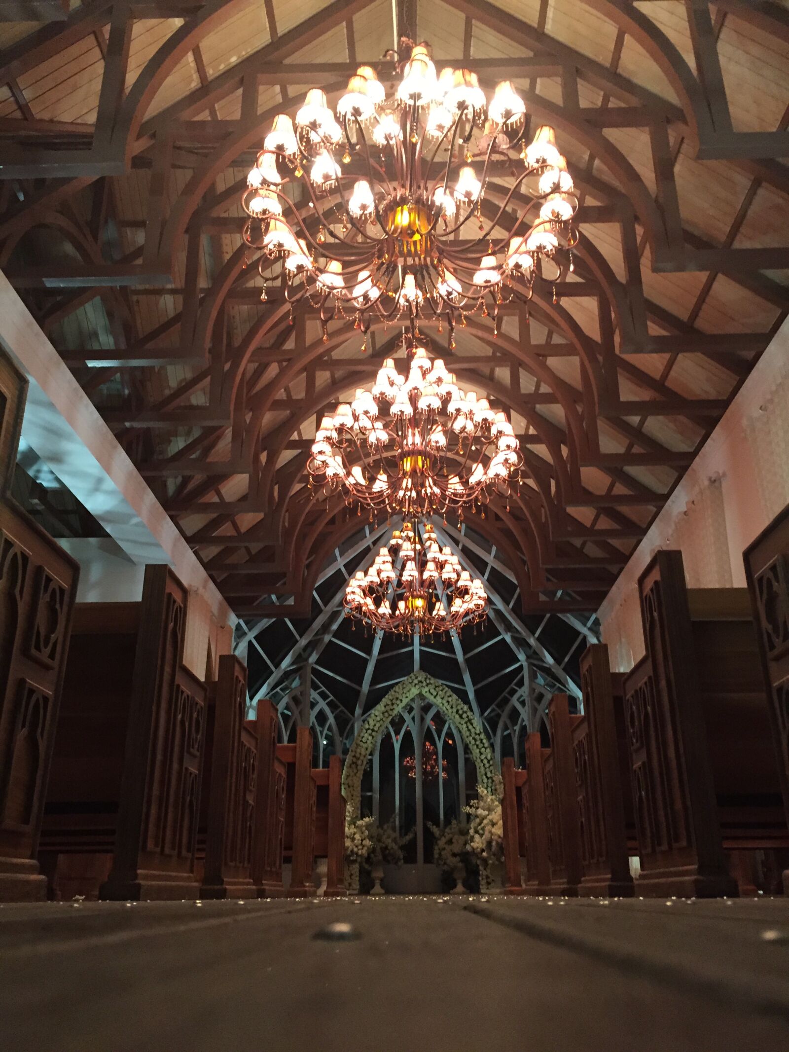iPhone 6 back camera 4.15mm f/2.2 sample photo. Christ, church, lamp, pray photography
