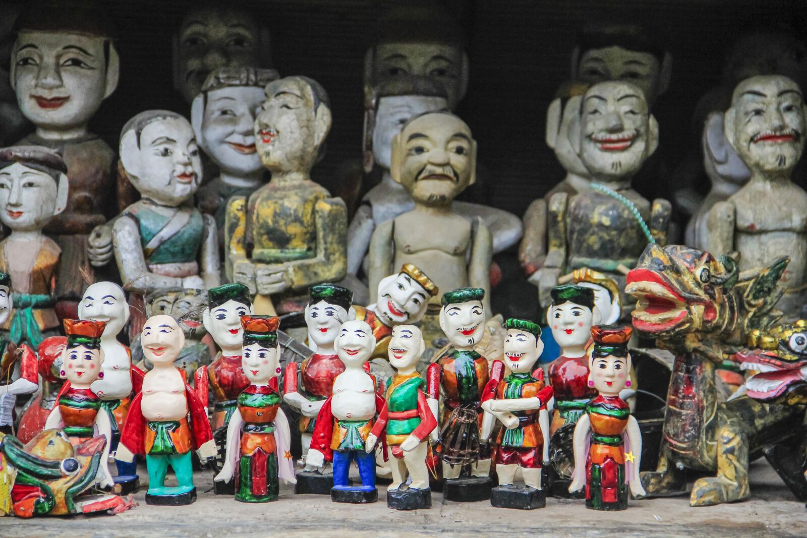 Canon EF-S 18-135mm F3.5-5.6 IS sample photo. Culture vietnam, ceramic, sculpture photography