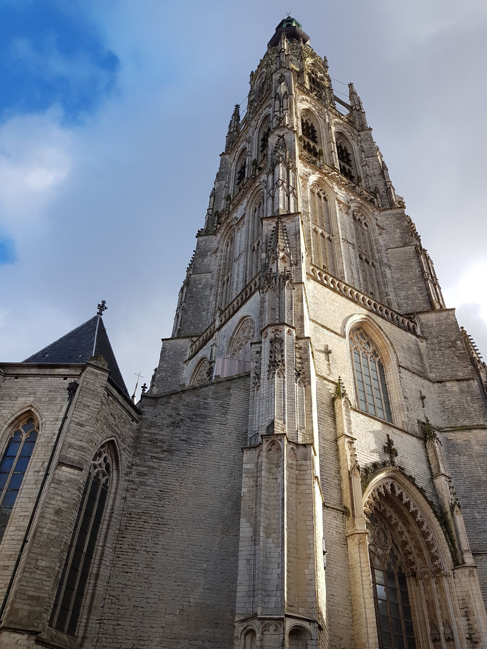 Samsung Galaxy S7 Edge sample photo. Church building, architecture, religion photography