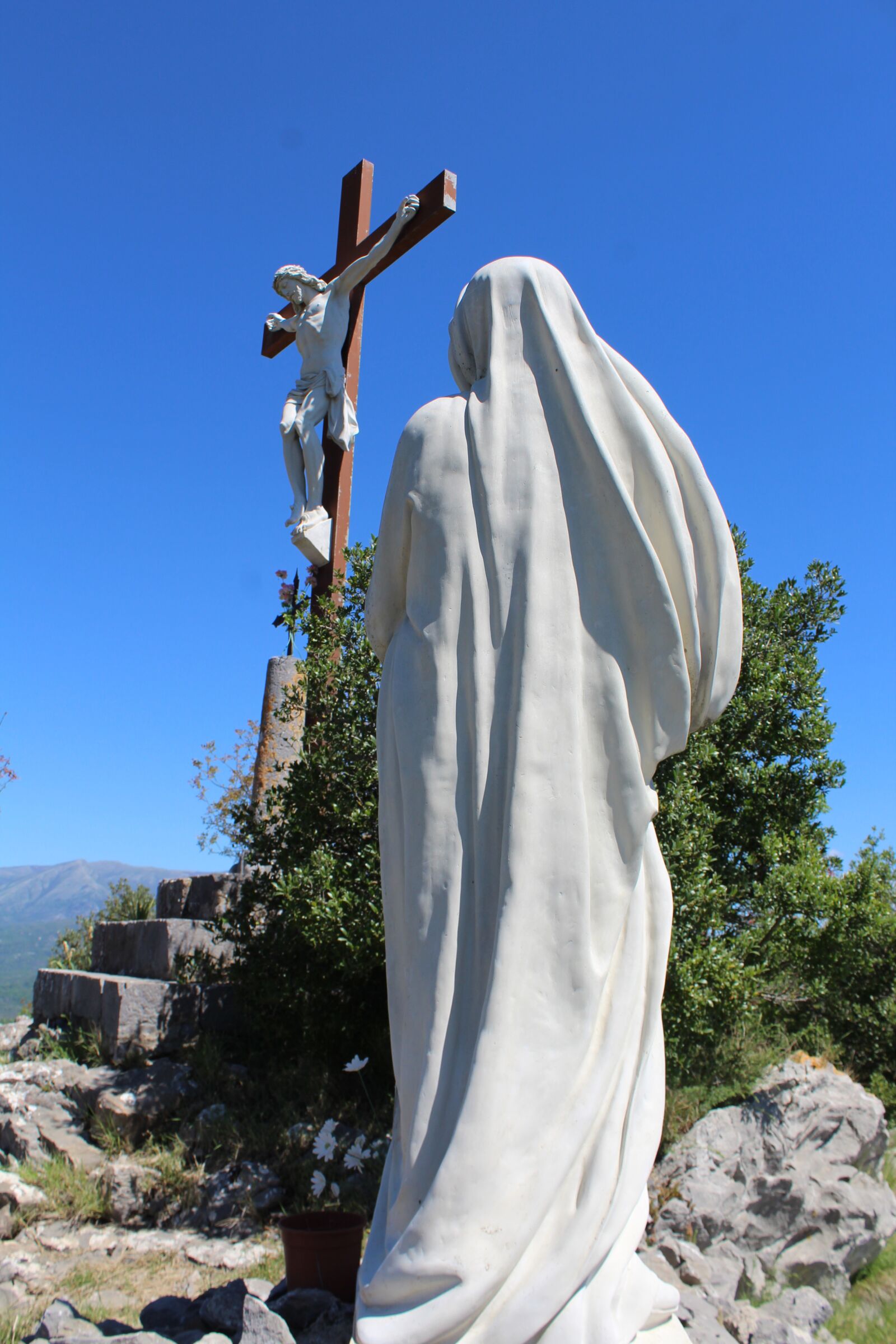Canon EOS 1300D (EOS Rebel T6 / EOS Kiss X80) sample photo. Roccagloriosa, cilento, national park photography