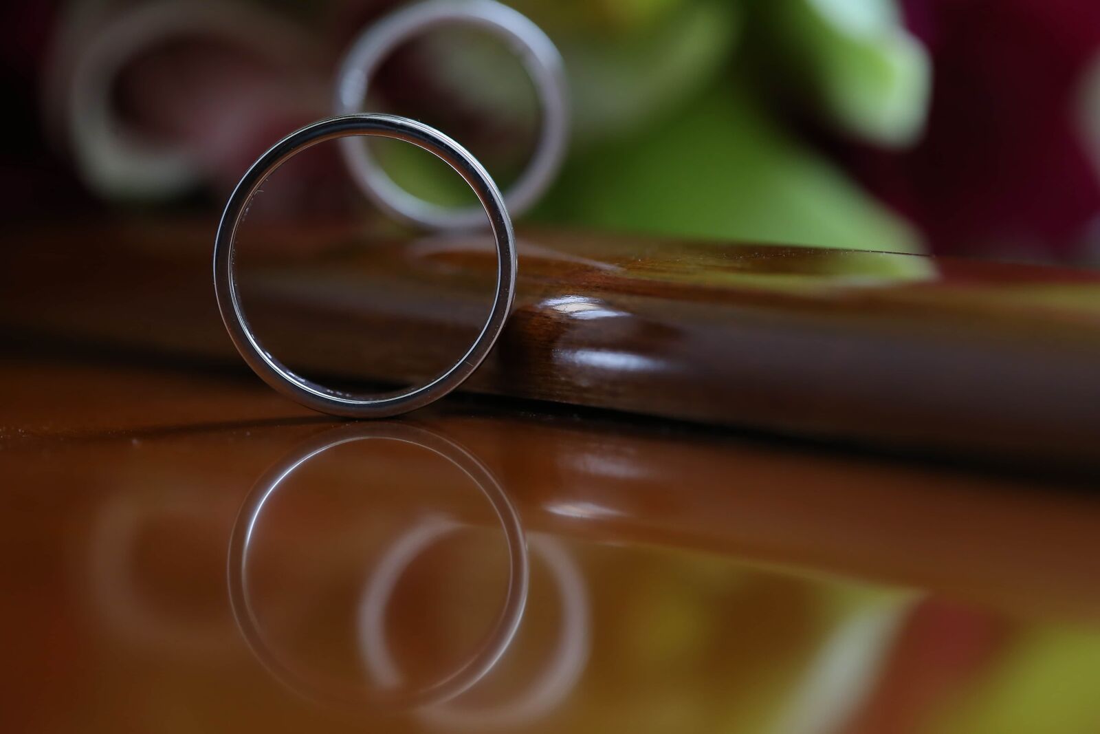 Canon EOS 6D + Canon EF 100mm F2.8 Macro USM sample photo. Round, ring, jewelry, circle photography