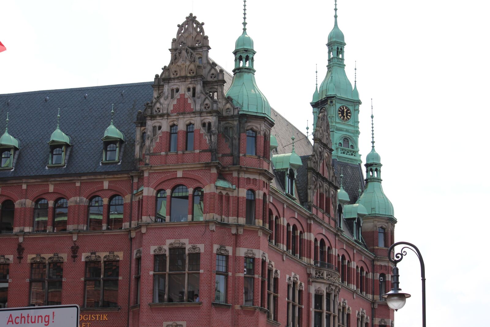 Canon EOS 600D (Rebel EOS T3i / EOS Kiss X5) sample photo. Speicherstadt, hamburg, brick photography