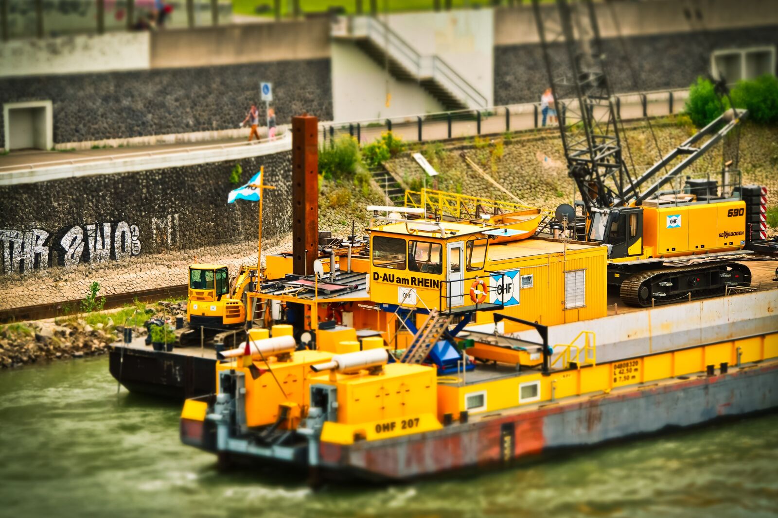 Olympus OM-D E-M10 sample photo. Dredgers, excavators, pebble photography