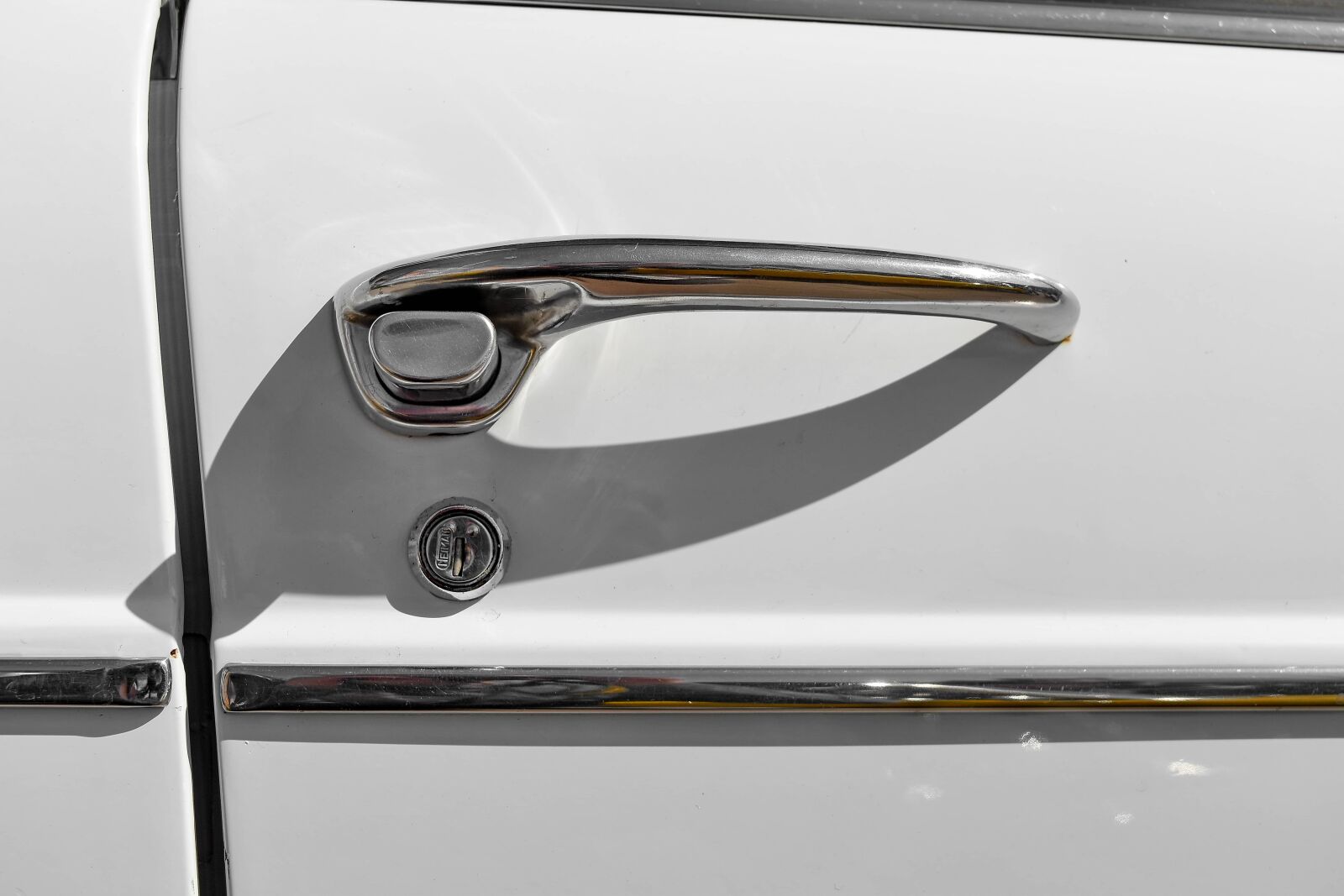 Nikon D5500 sample photo. Car, vehicle, reflection, steel photography