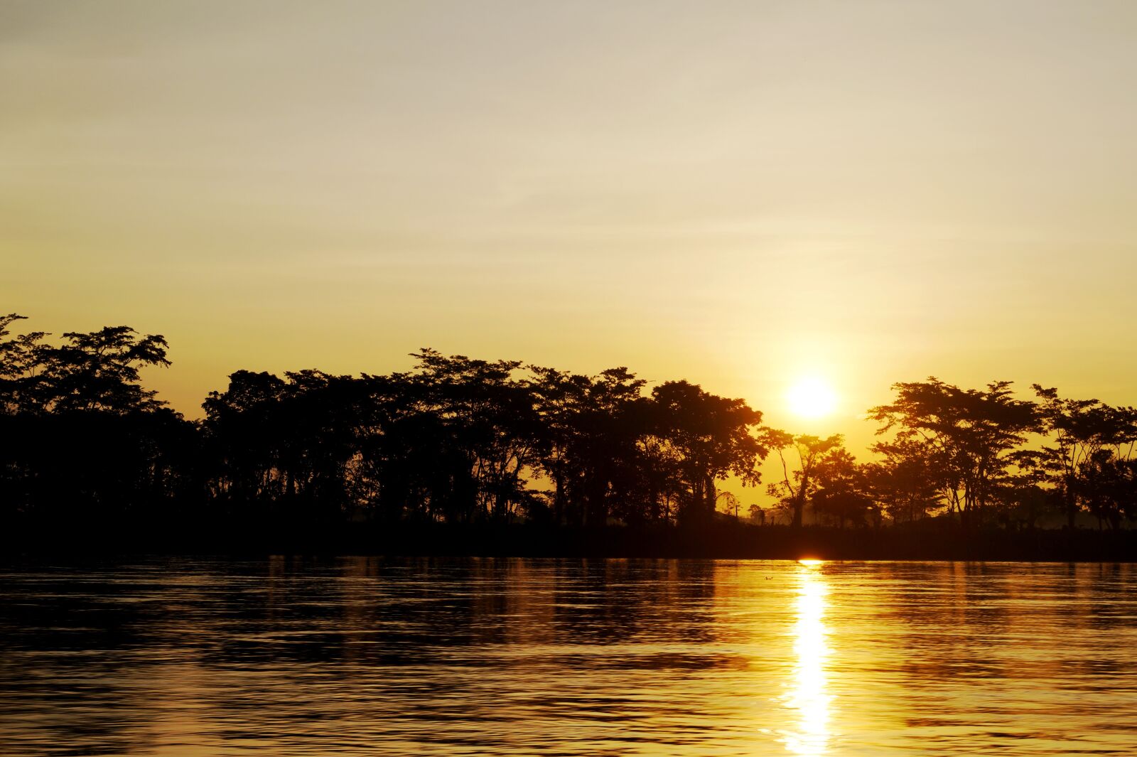 E 18-50mm F4-5.6 sample photo. River, colombia, sun photography