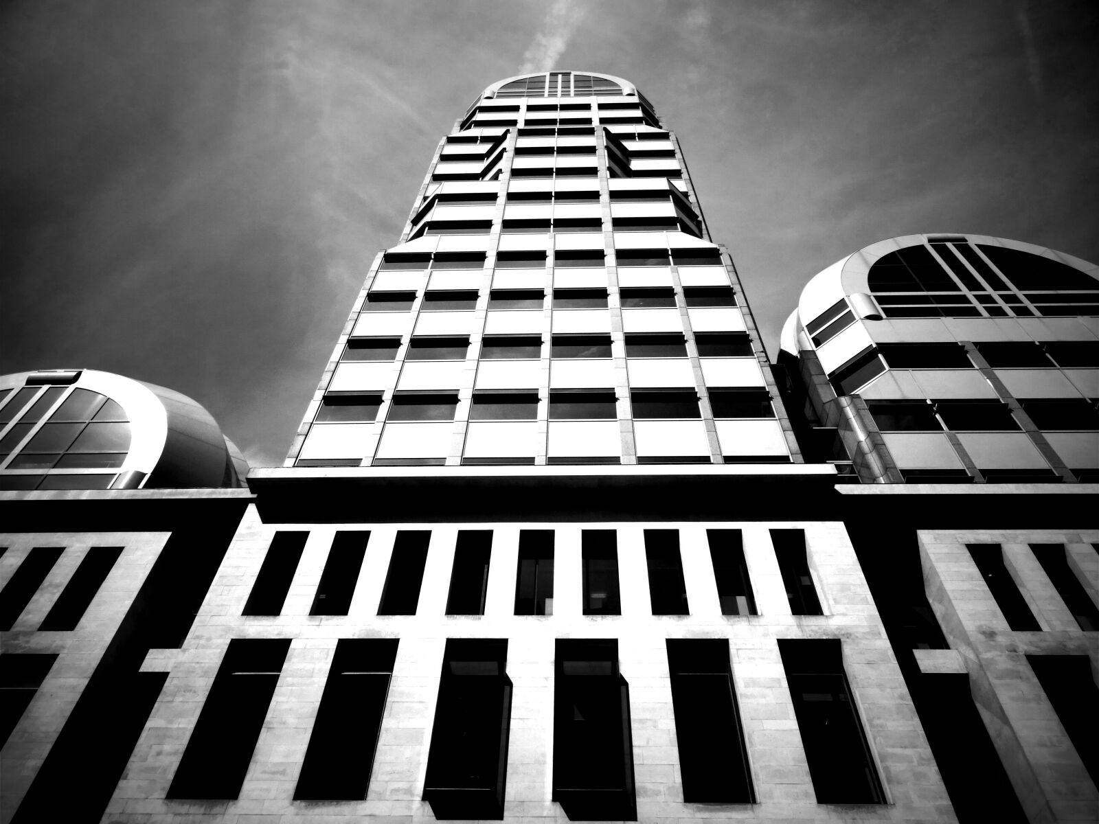 Sony DSC-HX60 sample photo. Architectural, design, architecture, black photography