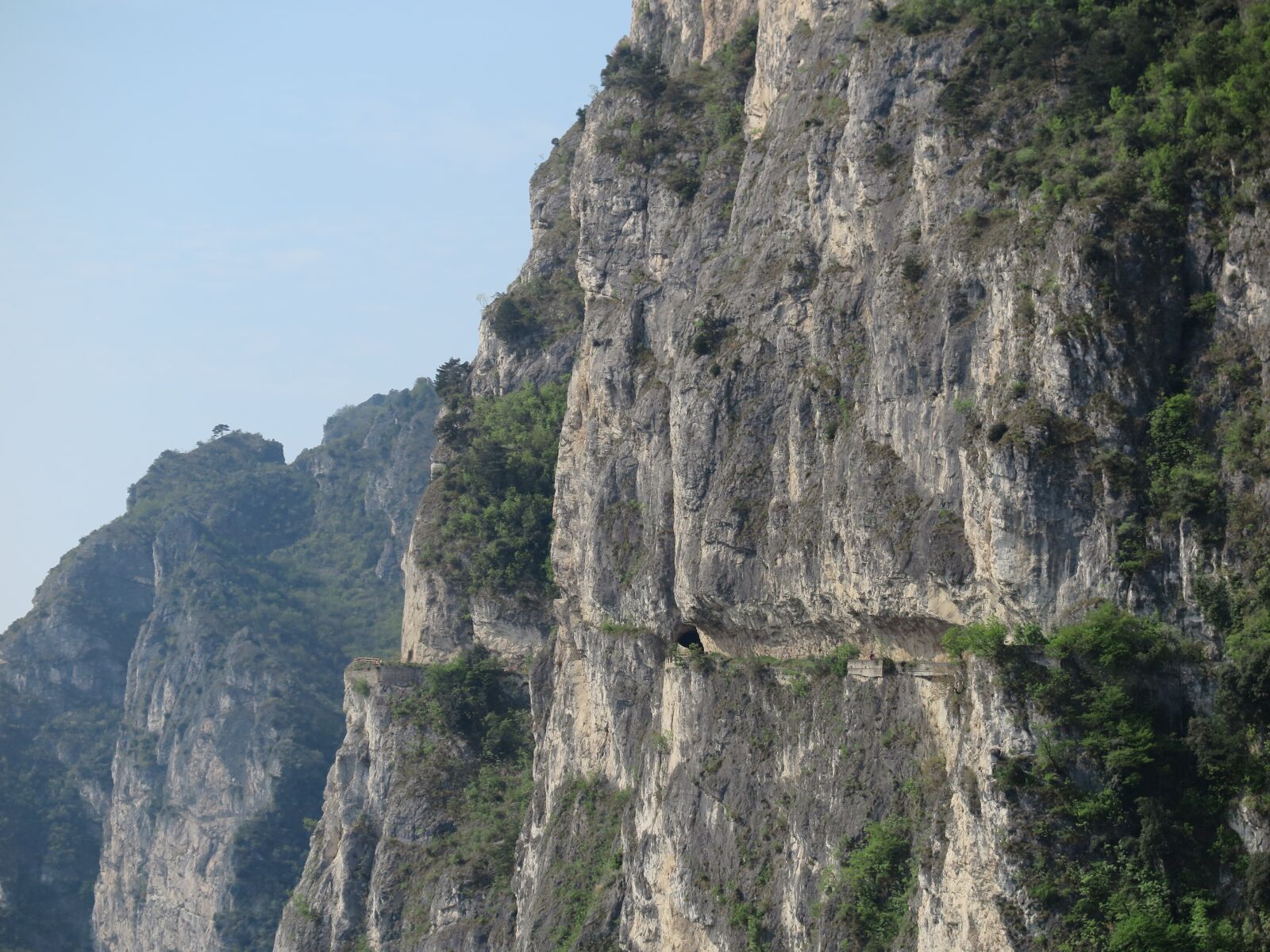 Canon PowerShot G1 X Mark II sample photo. Italy, biking, ferine photography
