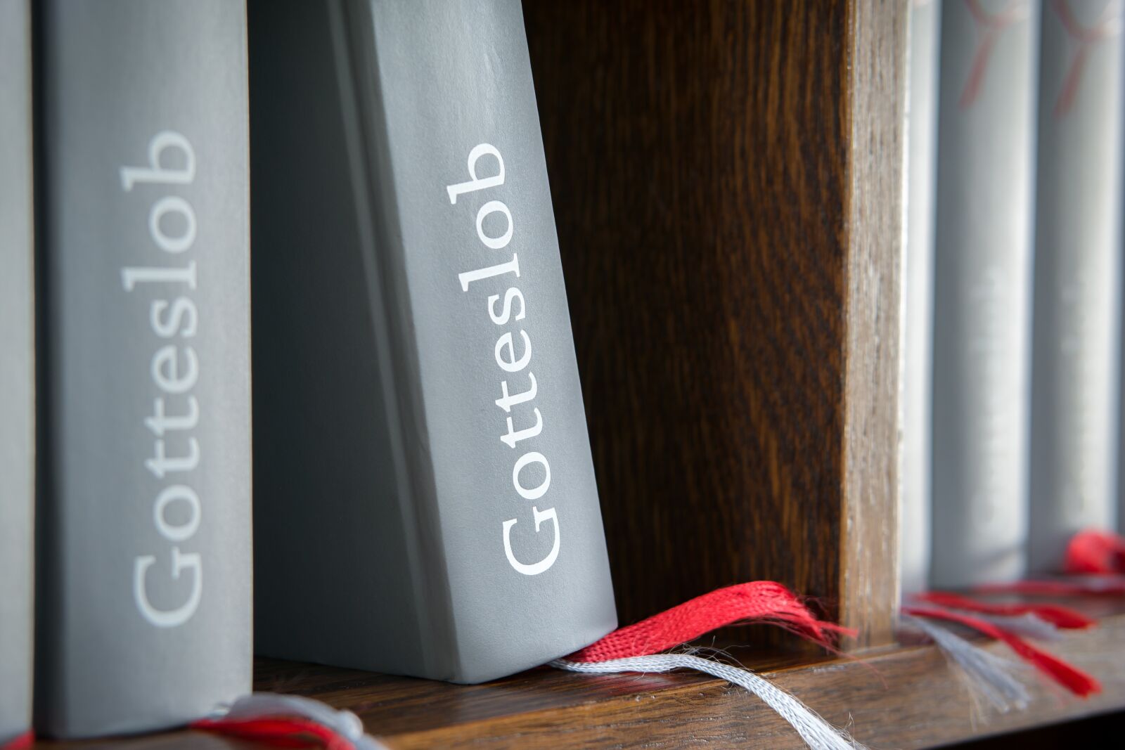 Samsung NX300M sample photo. Praise to god, hymnal photography
