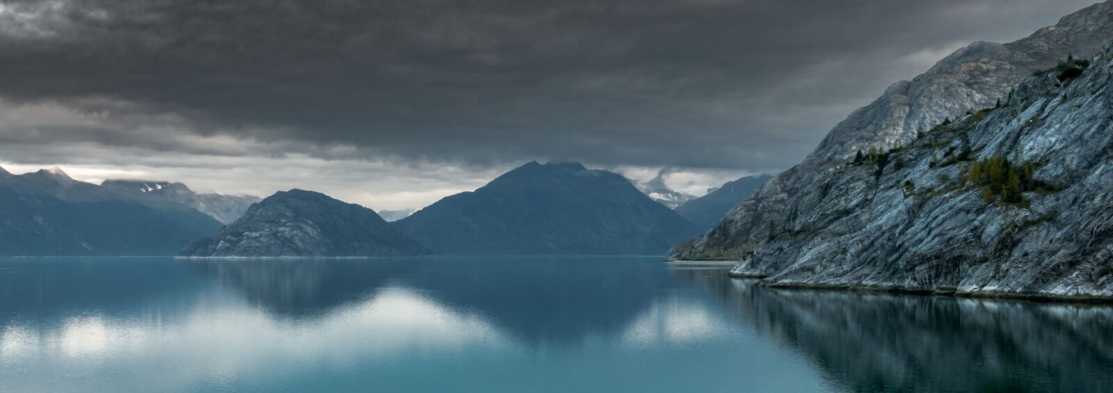 Sony Cyber-shot DSC-RX10 III sample photo. Alaska, mountain, wilderness photography