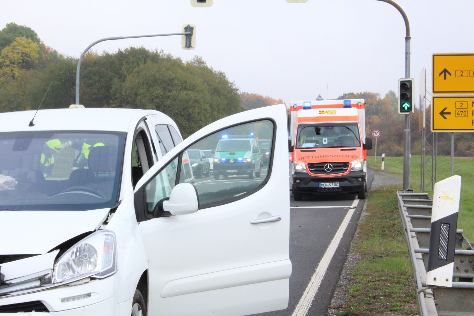 Canon EOS 700D (EOS Rebel T5i / EOS Kiss X7i) sample photo. Accident, fire, ambulance photography