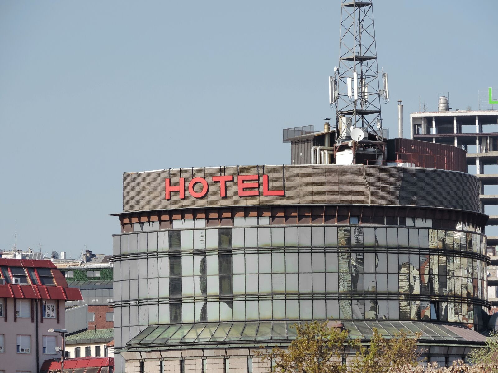 Nikon Coolpix P520 sample photo. Building, capital city, hotel photography