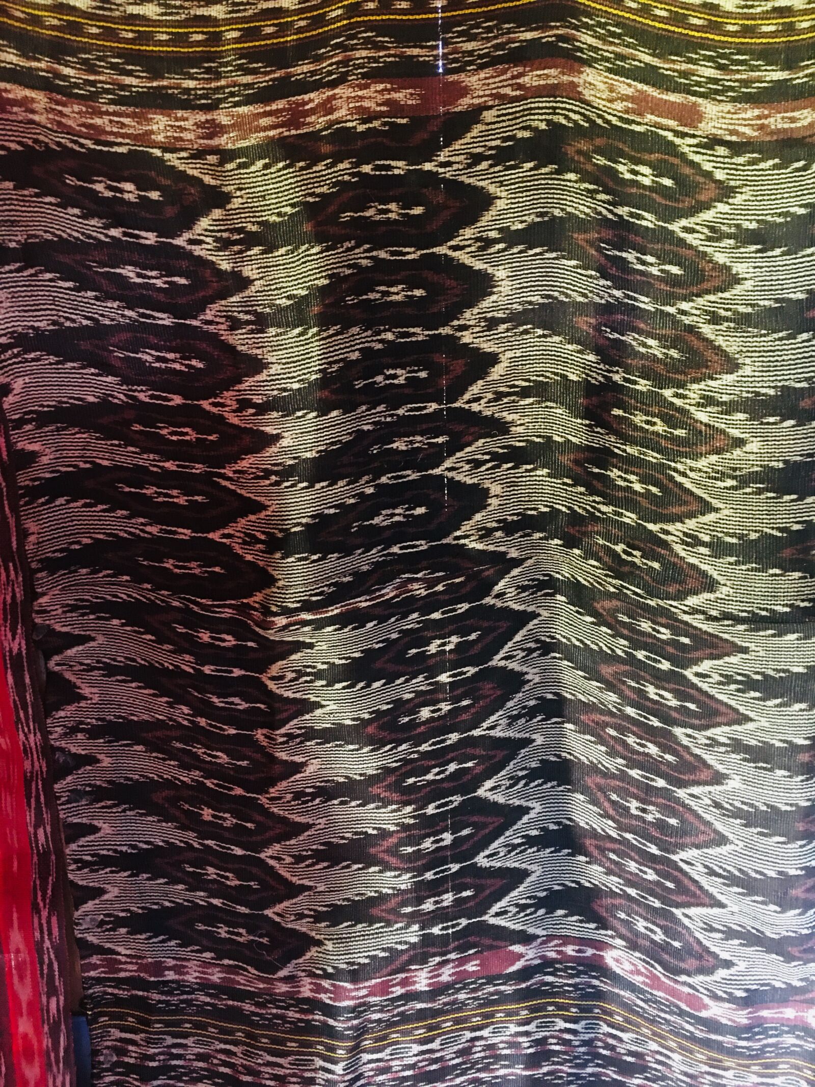 iPhone 6s Plus back camera 4.15mm f/2.2 sample photo. Weave, native, culture photography