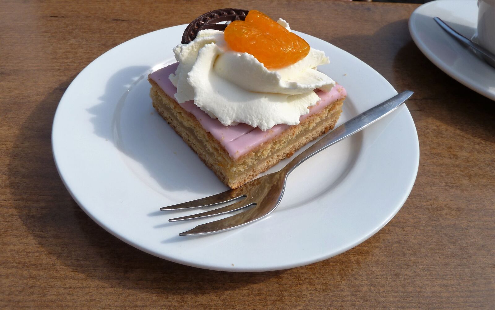 Panasonic Lumix DMC-ZS5 (Lumix DMC-TZ8) sample photo. Food, pastry, sweet photography