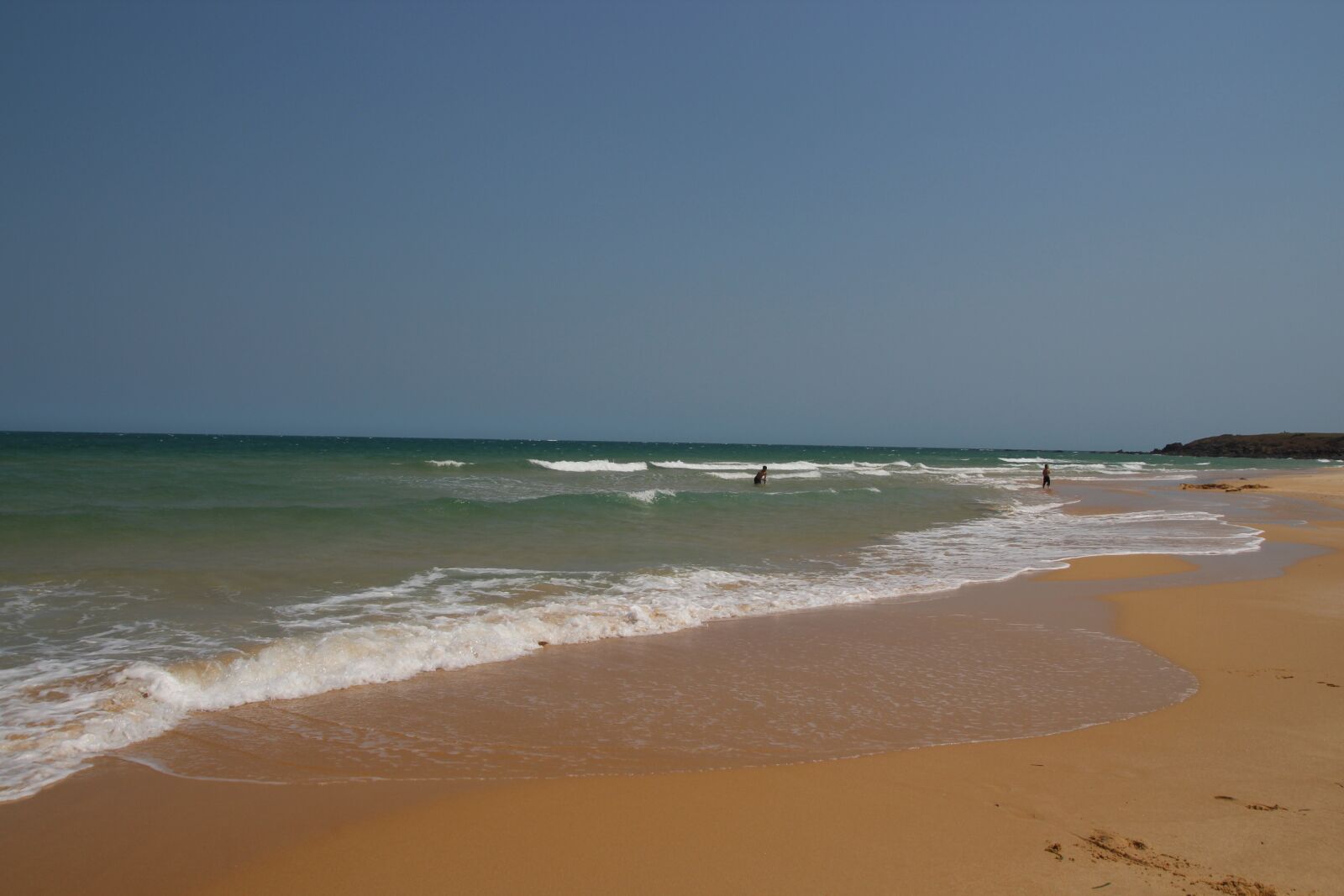 Tamron SP AF 17-50mm F2.8 XR Di II LD Aspherical (IF) sample photo. Vietnam, asia, beach photography