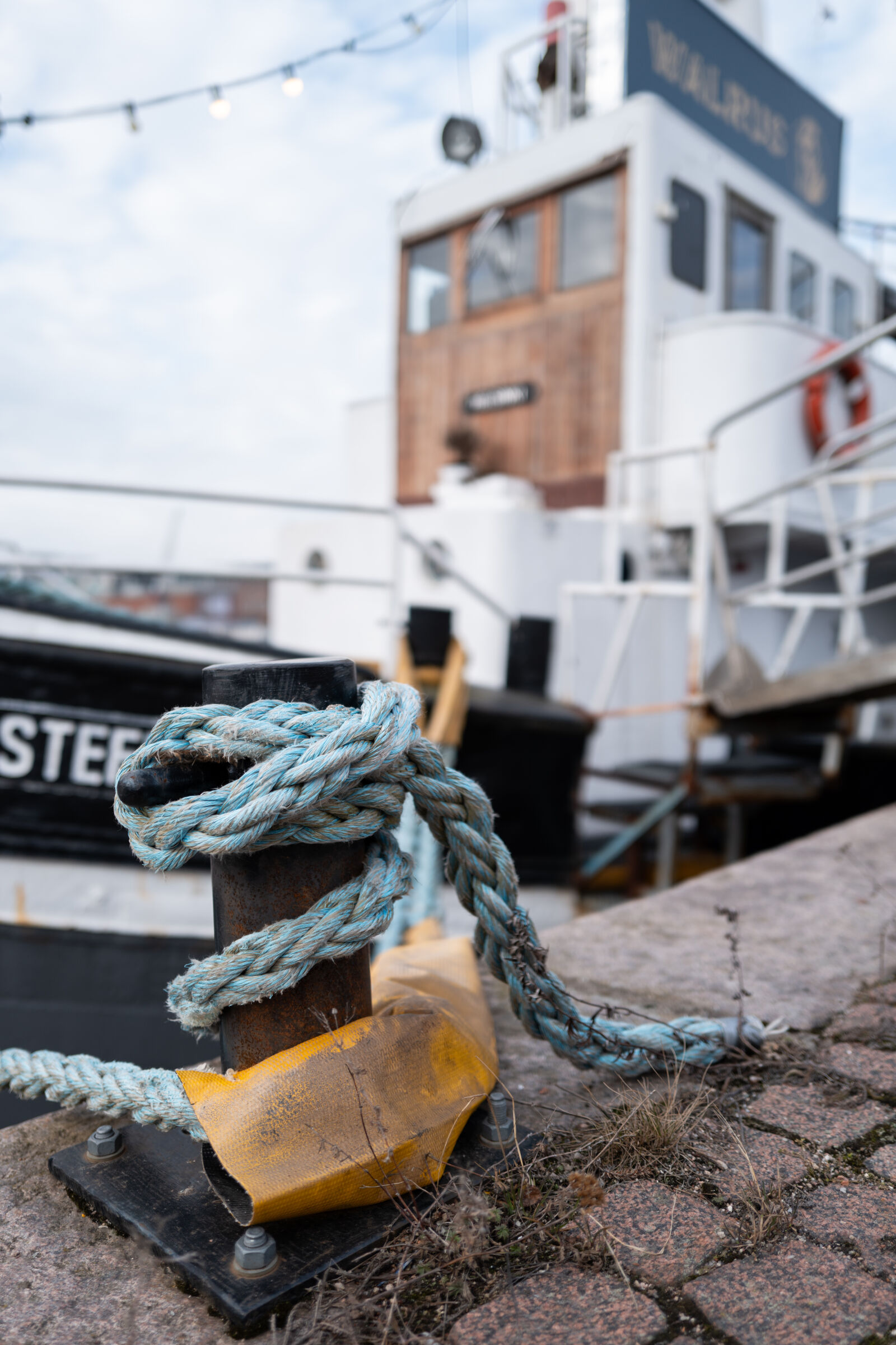 SUMMILUX 1:1.7/28 ASPH. sample photo. By the harbor photography