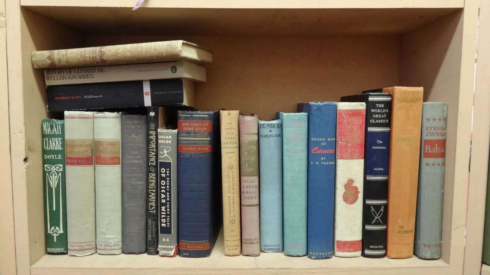 Sony Cyber-shot DSC-HX20V sample photo. Old books, book, shelf photography
