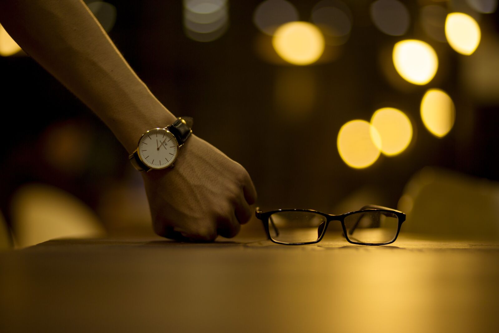 Canon EF 85mm F1.8 USM sample photo. West, bokeh, clock photography