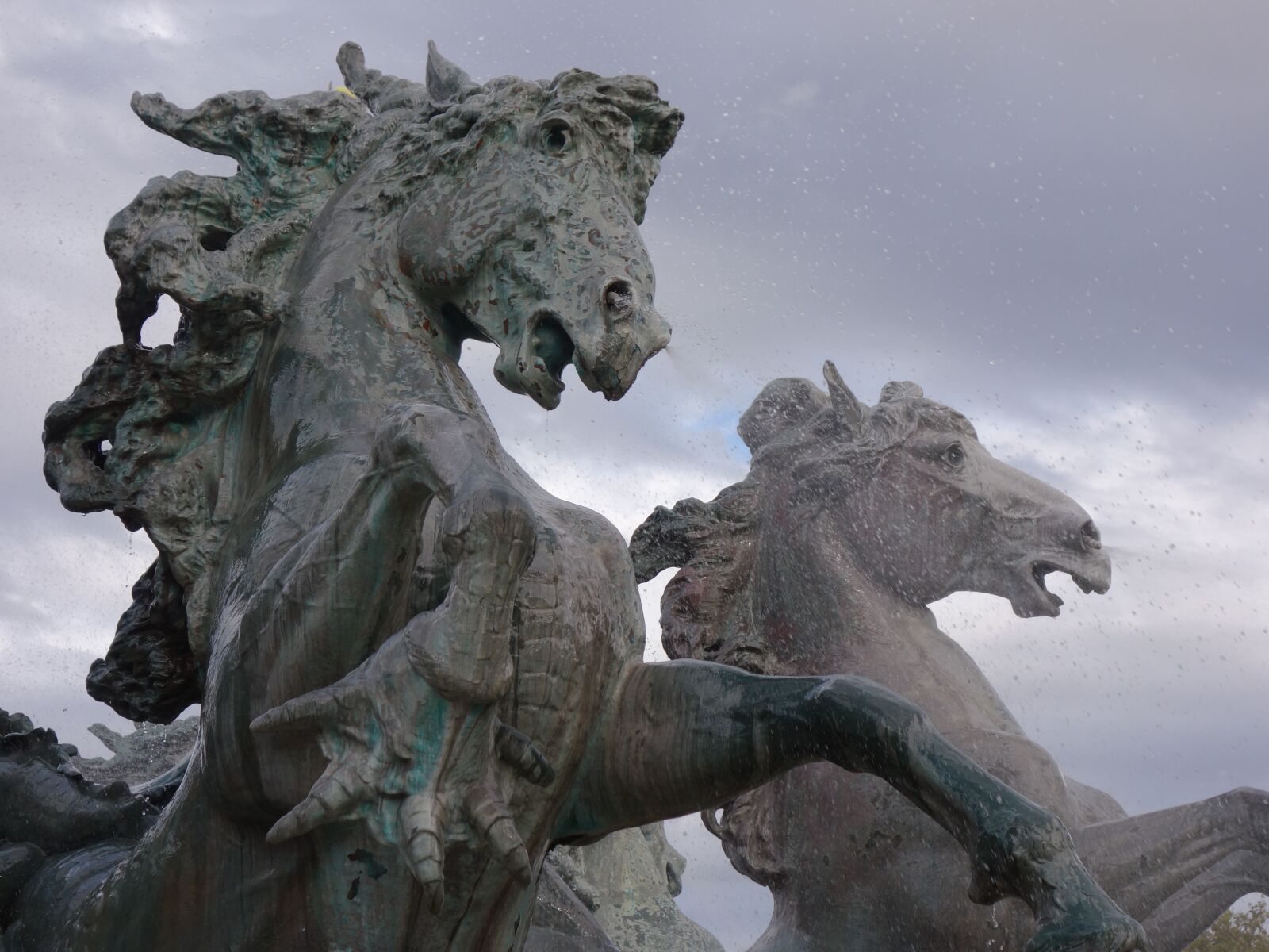 Sony Cyber-shot DSC-RX100 sample photo. Quincunxes, sculpture, bronze photography