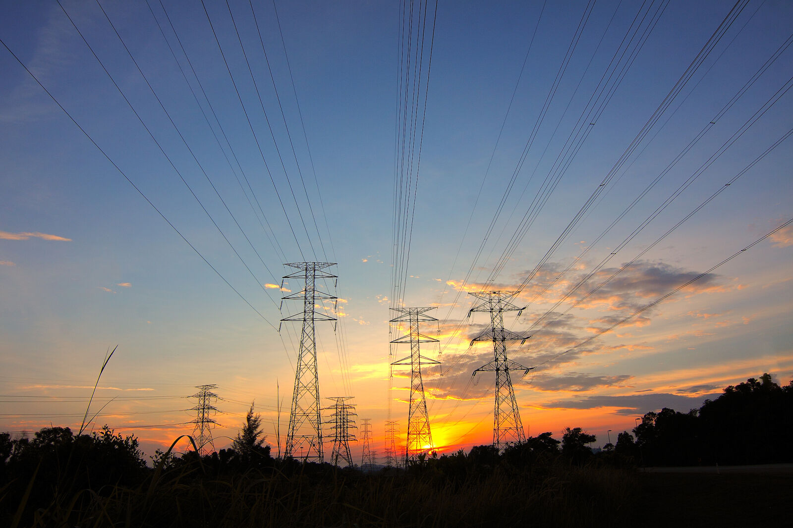 Canon EOS 50D sample photo. Cable, clouds, danger, dawn photography