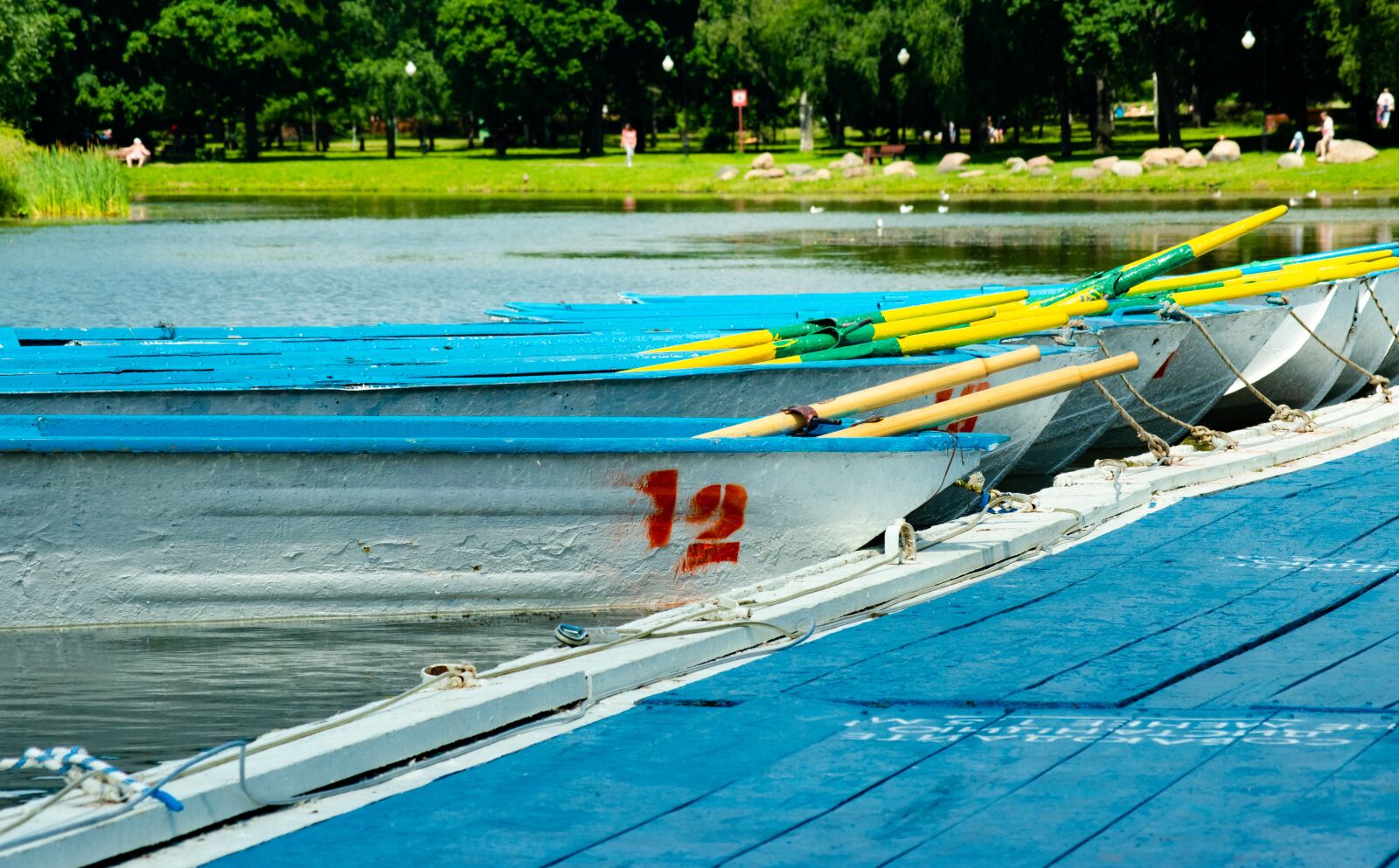 Nikon D5500 sample photo. Boat, pier, pierce photography