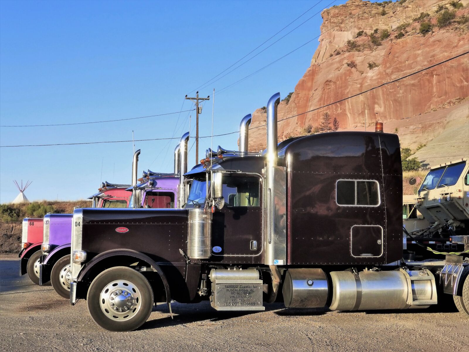 Panasonic Lumix DMC-ZS25 (Lumix DMC-TZ35) sample photo. Transport, usa, truck photography