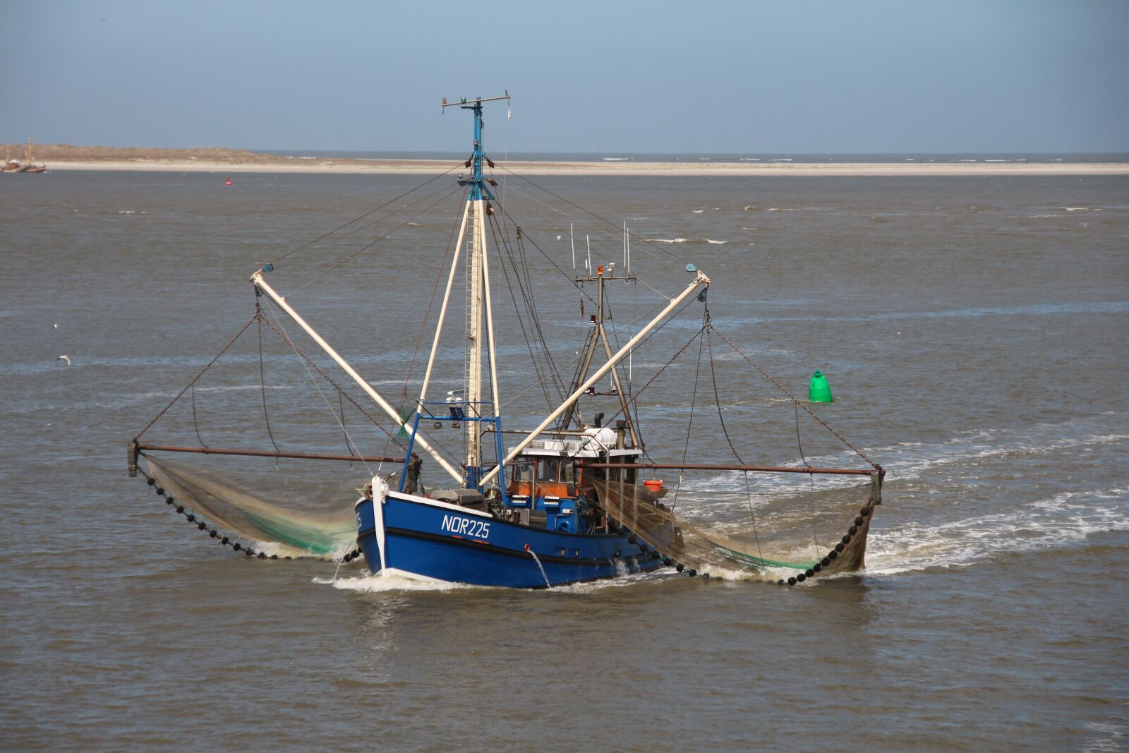 Canon EOS 650D (EOS Rebel T4i / EOS Kiss X6i) sample photo. Shrimp, fishing boat, cutter photography