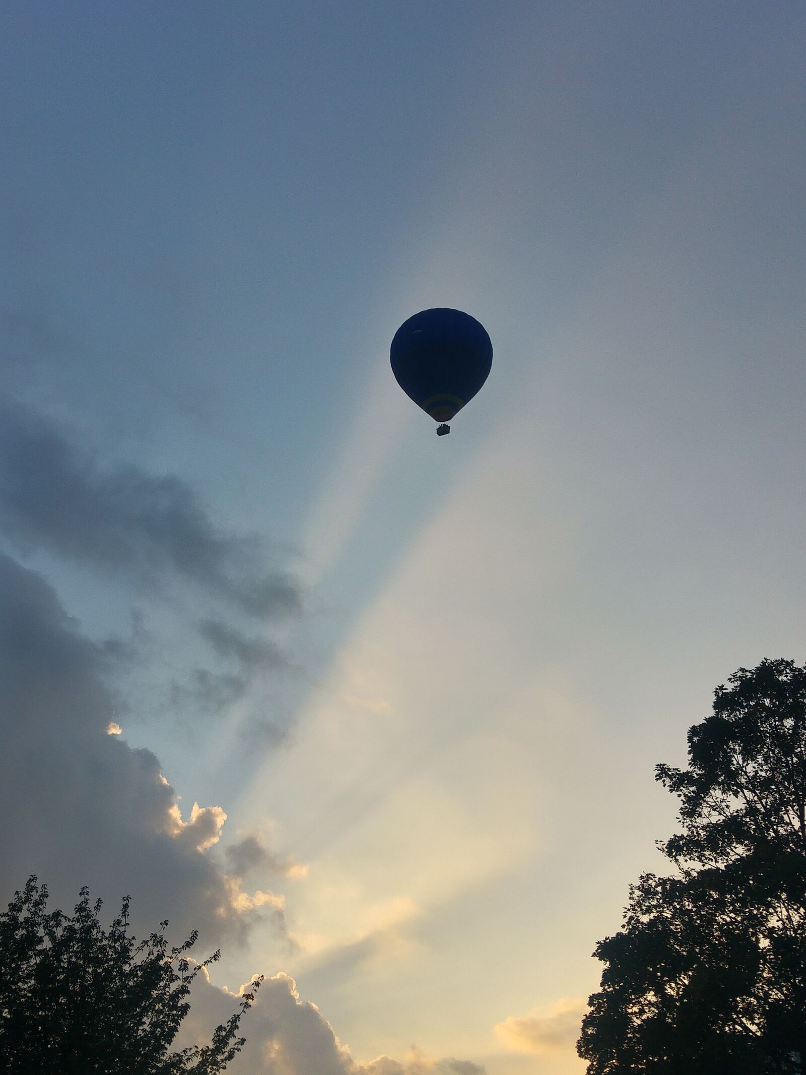 LG G4 sample photo. Balloon, sun, hot air photography