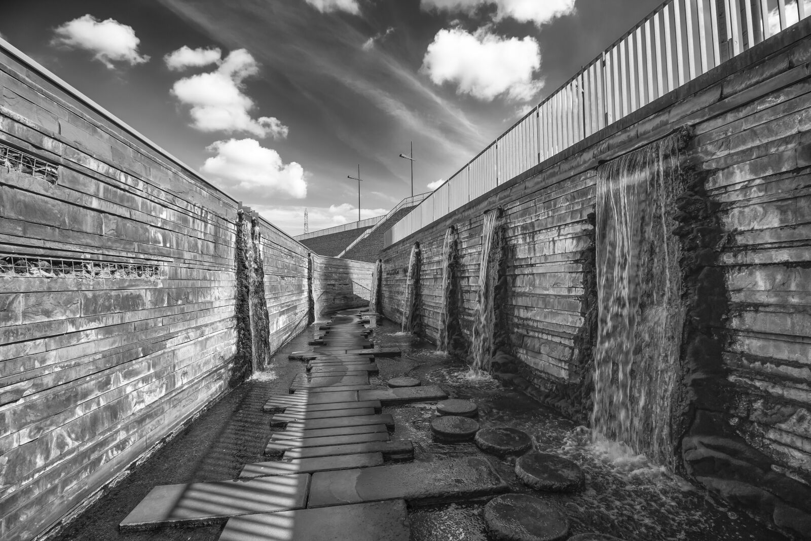 Canon EOS 700D (EOS Rebel T5i / EOS Kiss X7i) sample photo. Black and white photography photography