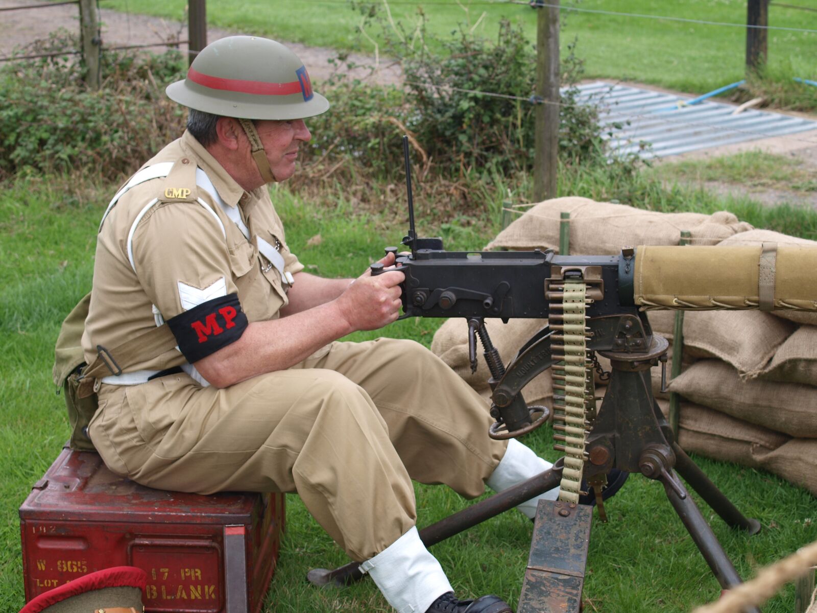 Olympus E-520 (EVOLT E-520) sample photo. Ww1, war, gun photography